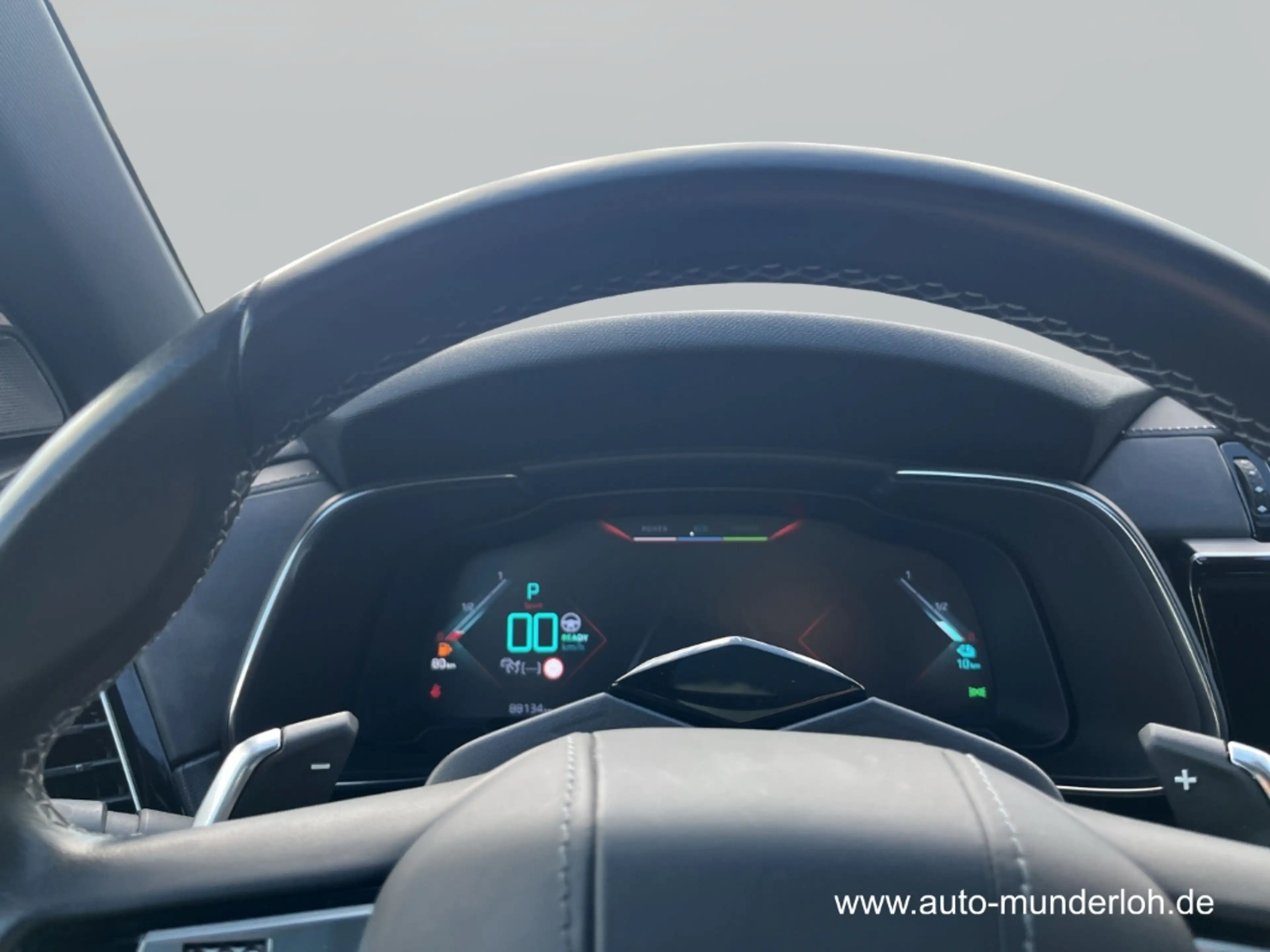 DS Automobiles DS 7 Crossback E-Tense 4x4 Louvre — photo 15