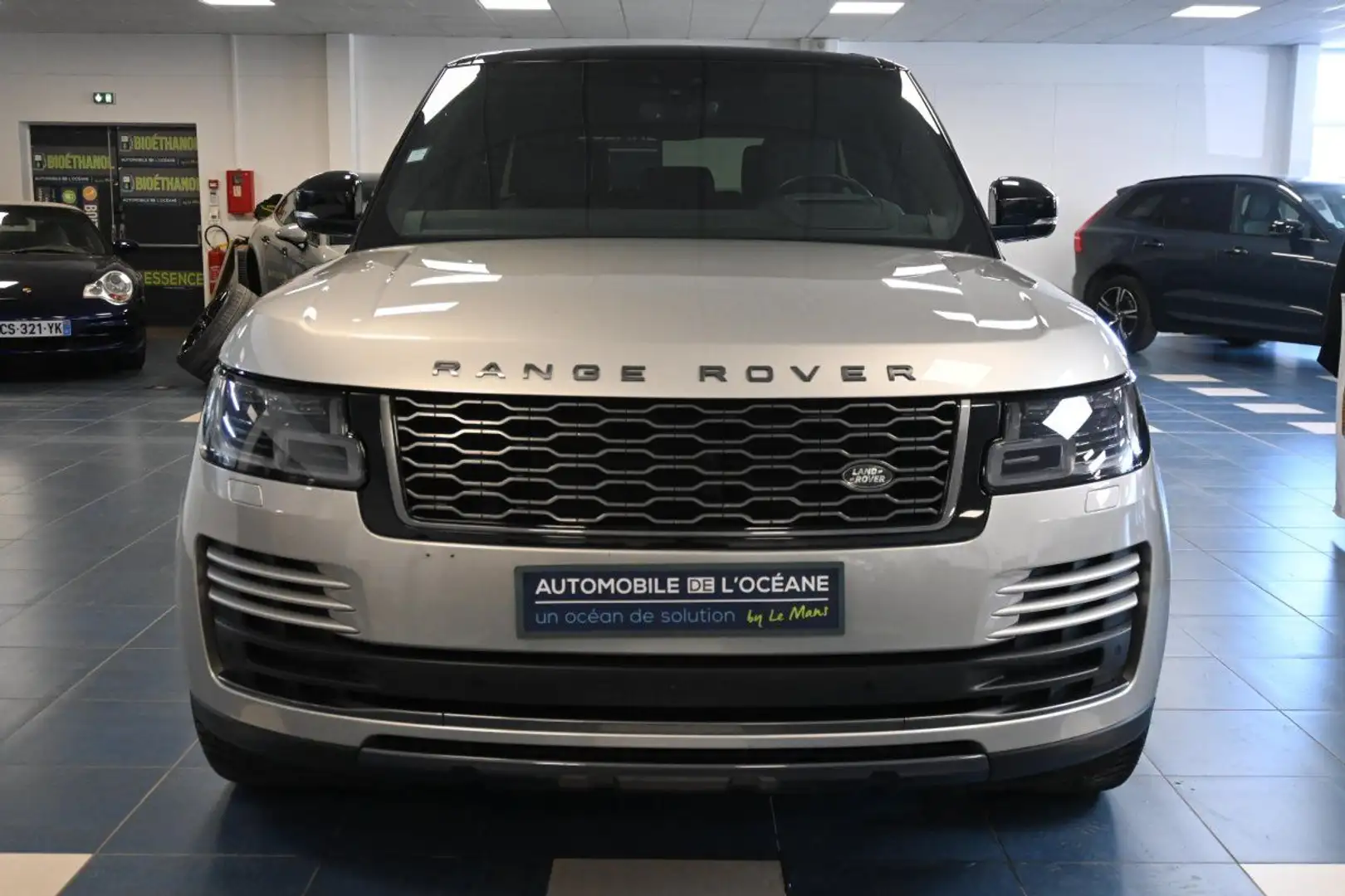 Land Rover Range Rover Mark IX SWB SDV6 3.0L 275ch HSE VOGUE Beige - 2