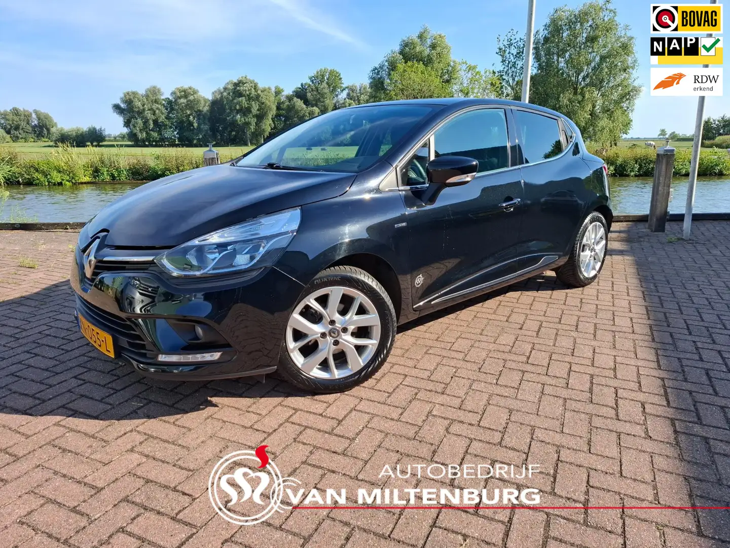 Renault Clio 0.9 TCe Limited Airco Navi Cruise PDC Bluetooth Is Schwarz - 1