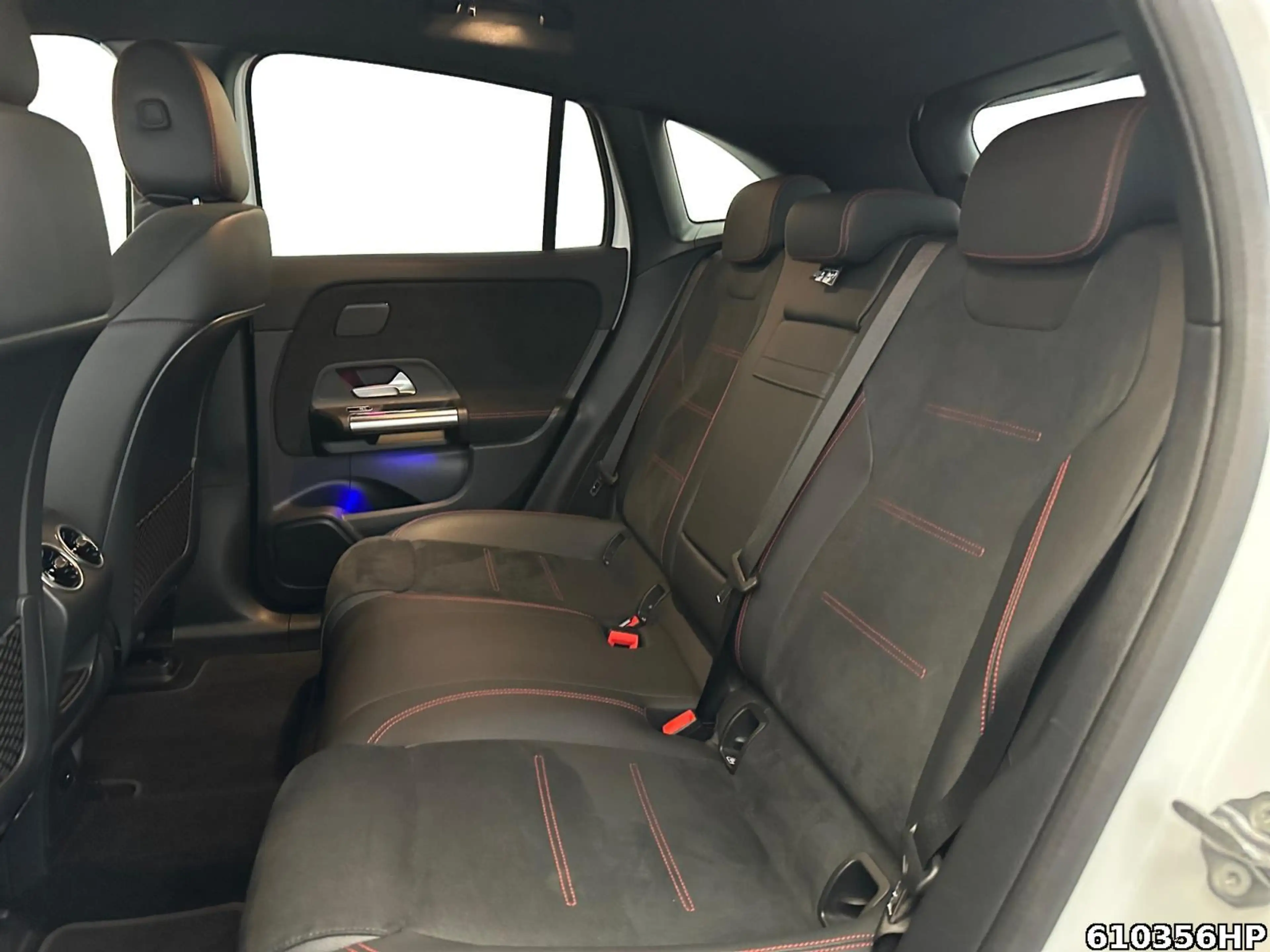 Mercedes-Benz EQA 250 AMG Line Kamera Keyless Amiente Carplay — photo 13
