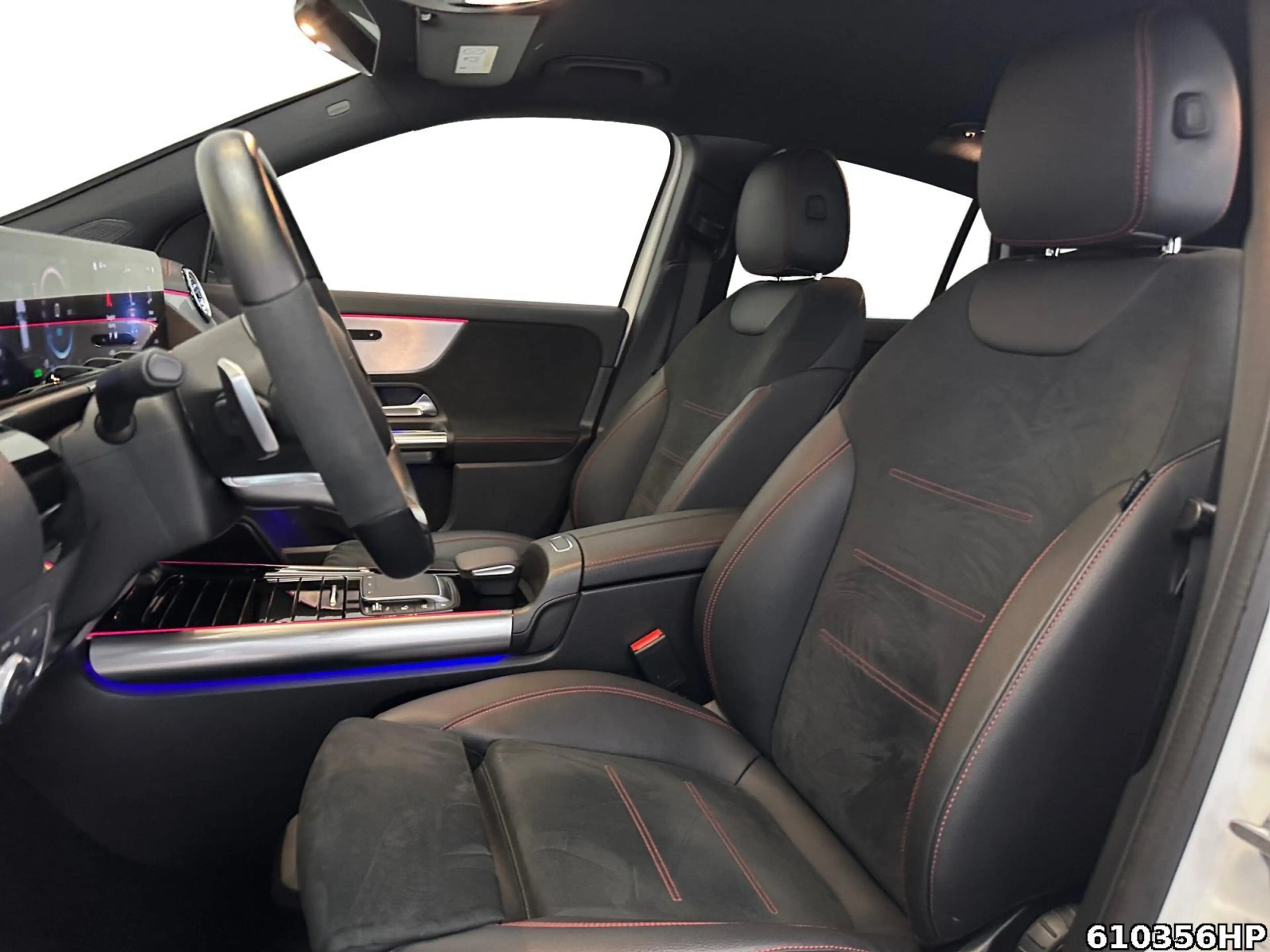 Mercedes-Benz EQA 250 AMG Line Kamera Keyless Amiente Carplay — photo 12