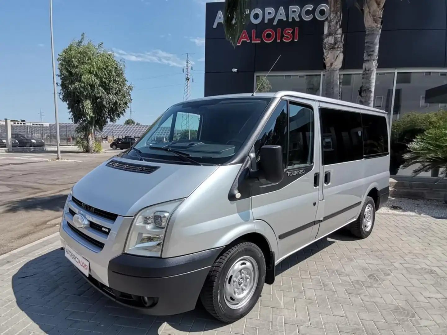 Ford Tourneo 2.2 TDCi/110cv Minibus 8 POSTI Argent - 2
