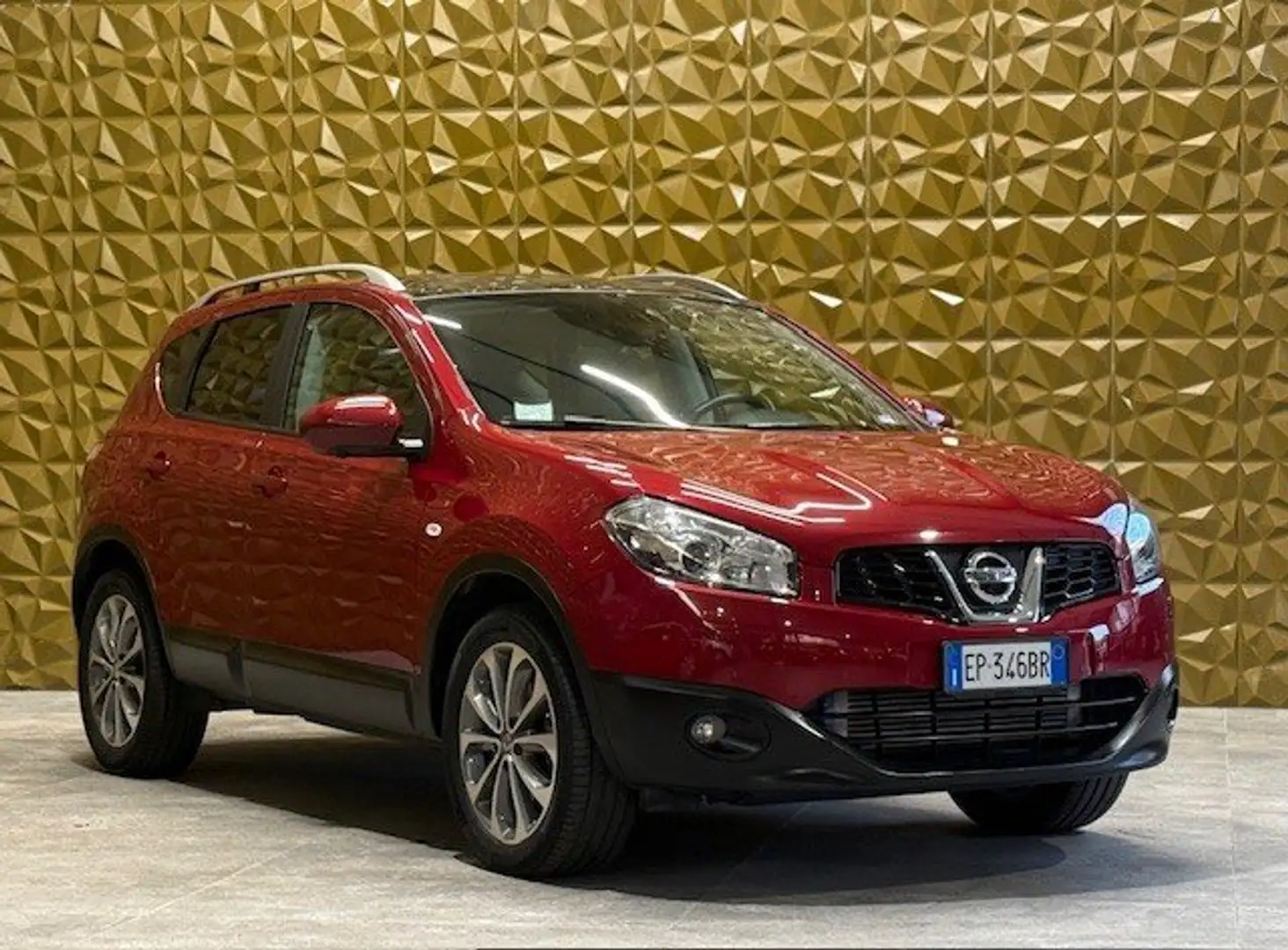 Nissan Qashqai Qashqai 2.0 dci Tekna 4wd auto Rouge - 2