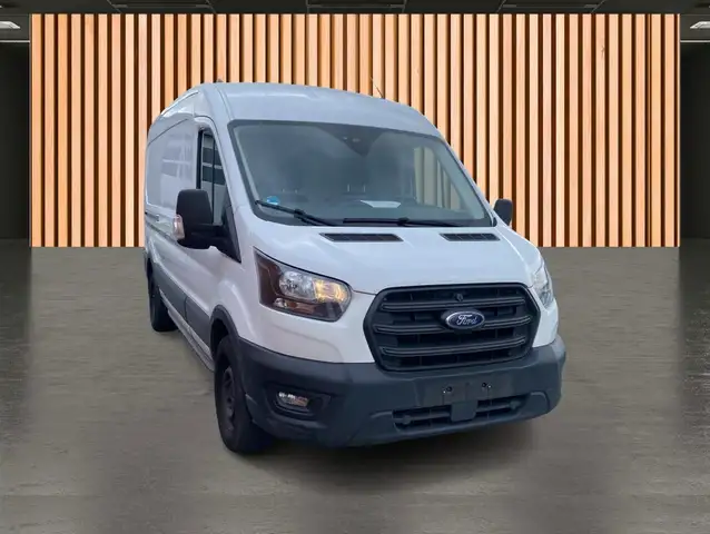 Ford Transit view 9