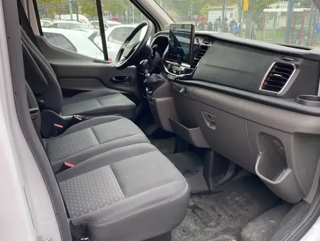 Ford Transit view 8