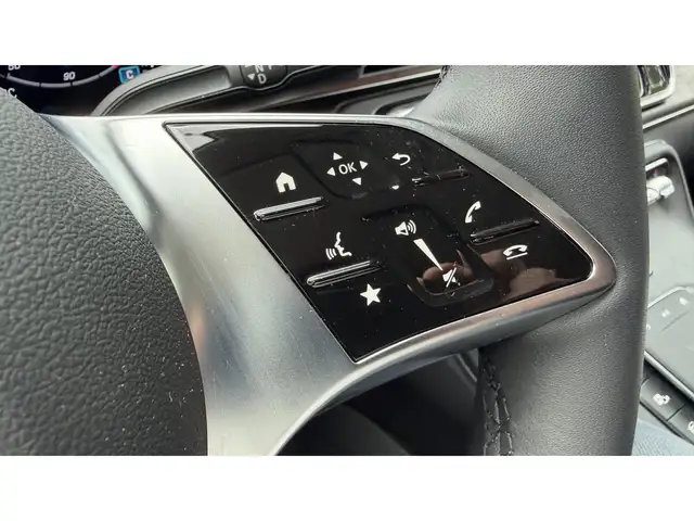 Mercedes-Benz 250 view 15