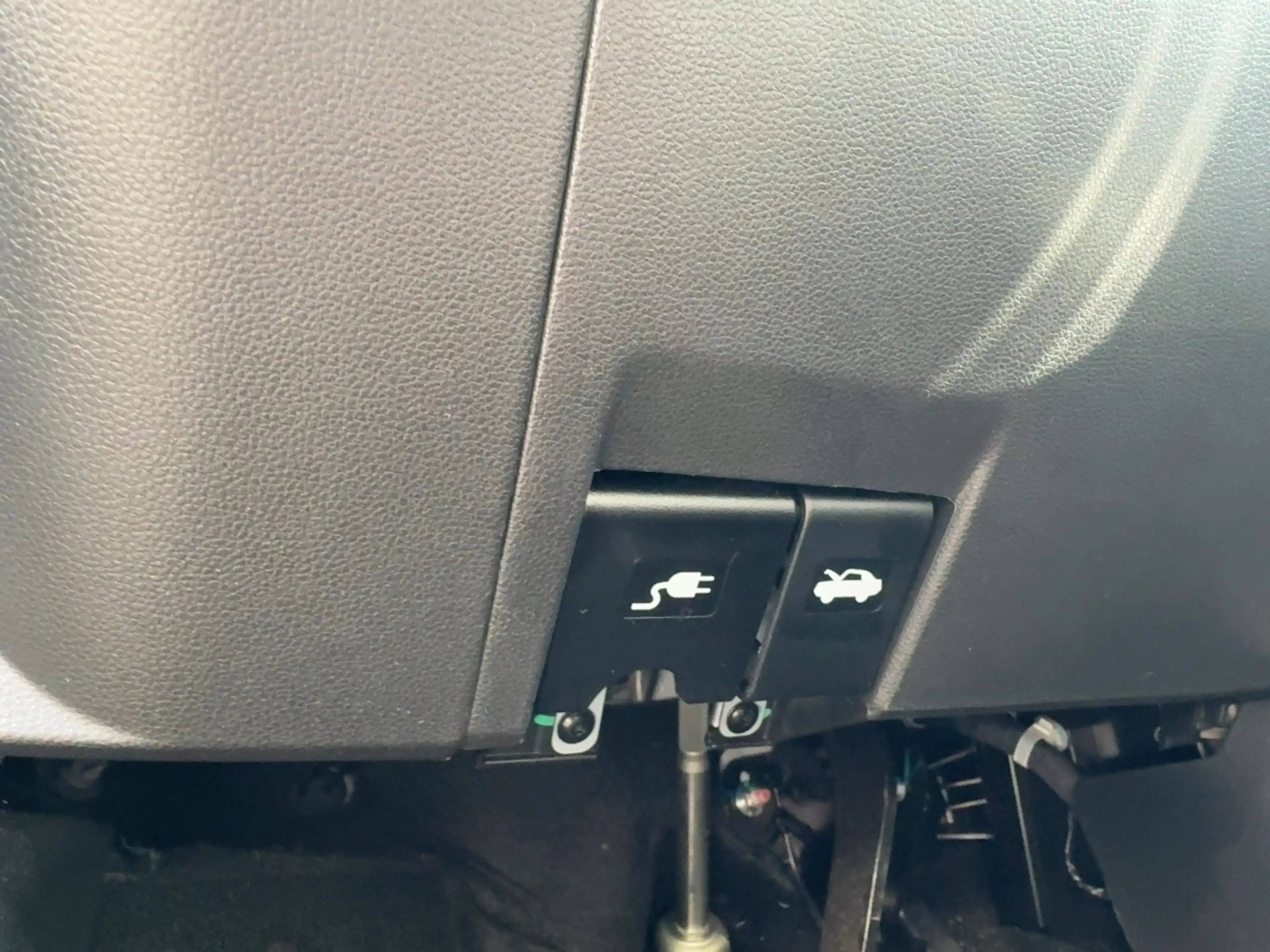 Dacia Spring ESSENTIAL 45 Regensensor*Bluetooth — photo 15