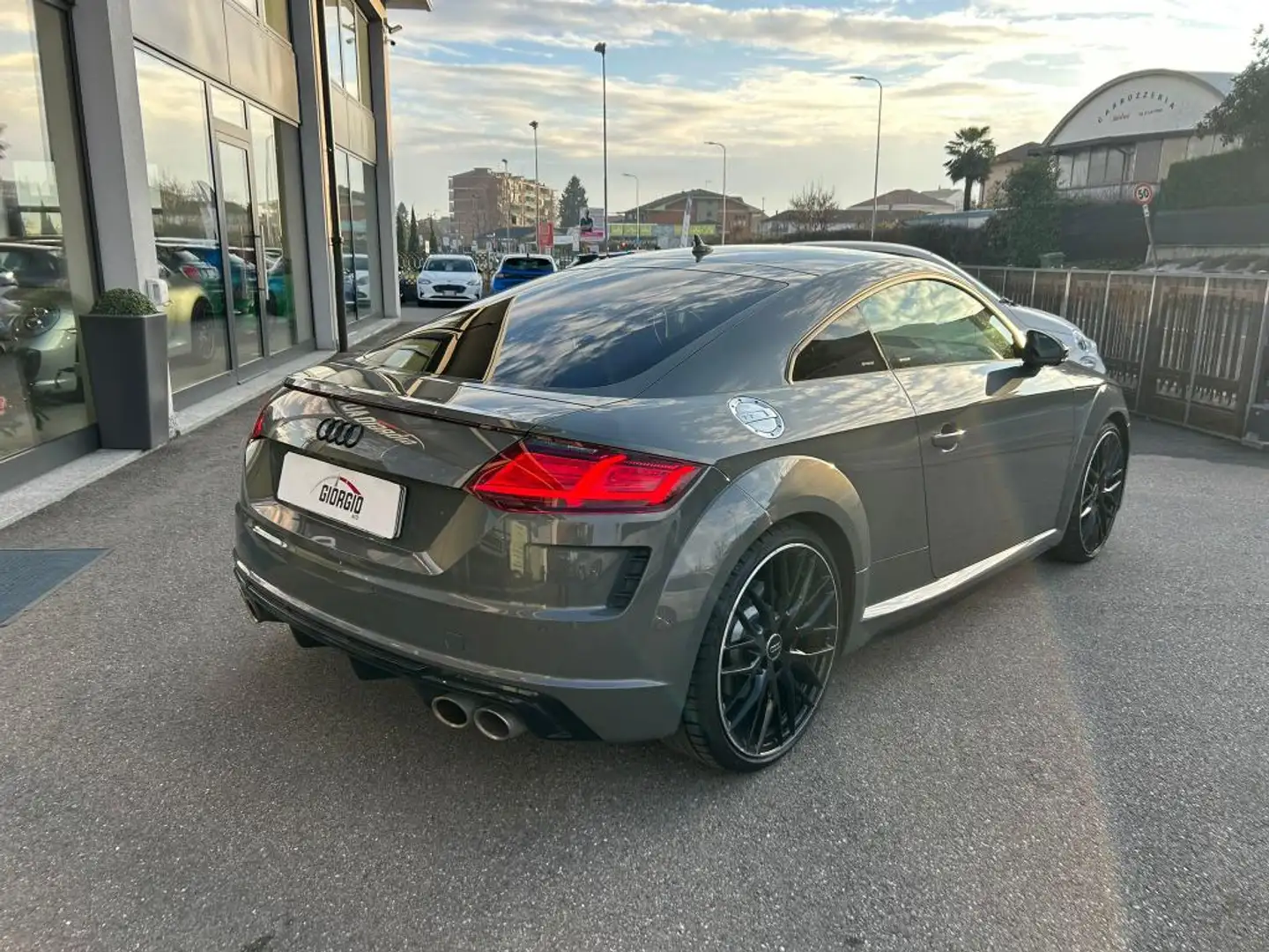 Audi TTS 2.0 tfsi quattro 320cv s-tronic Gris - 2