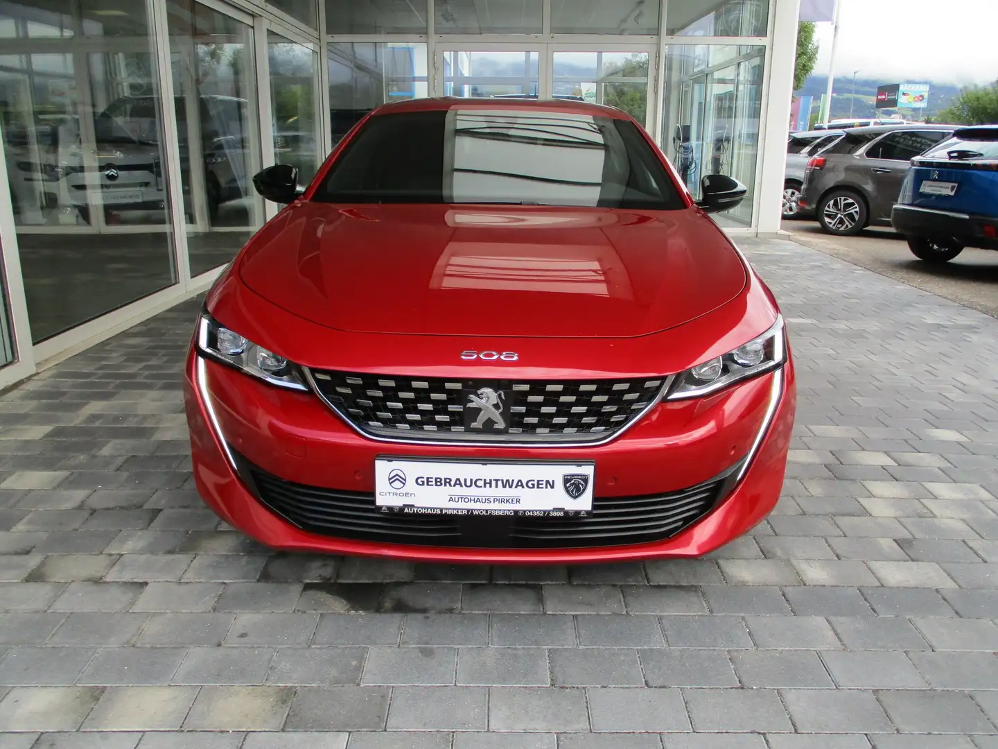 Peugeot 508 2,0 HDi 160 EAT8 GT-Line Rot - 2