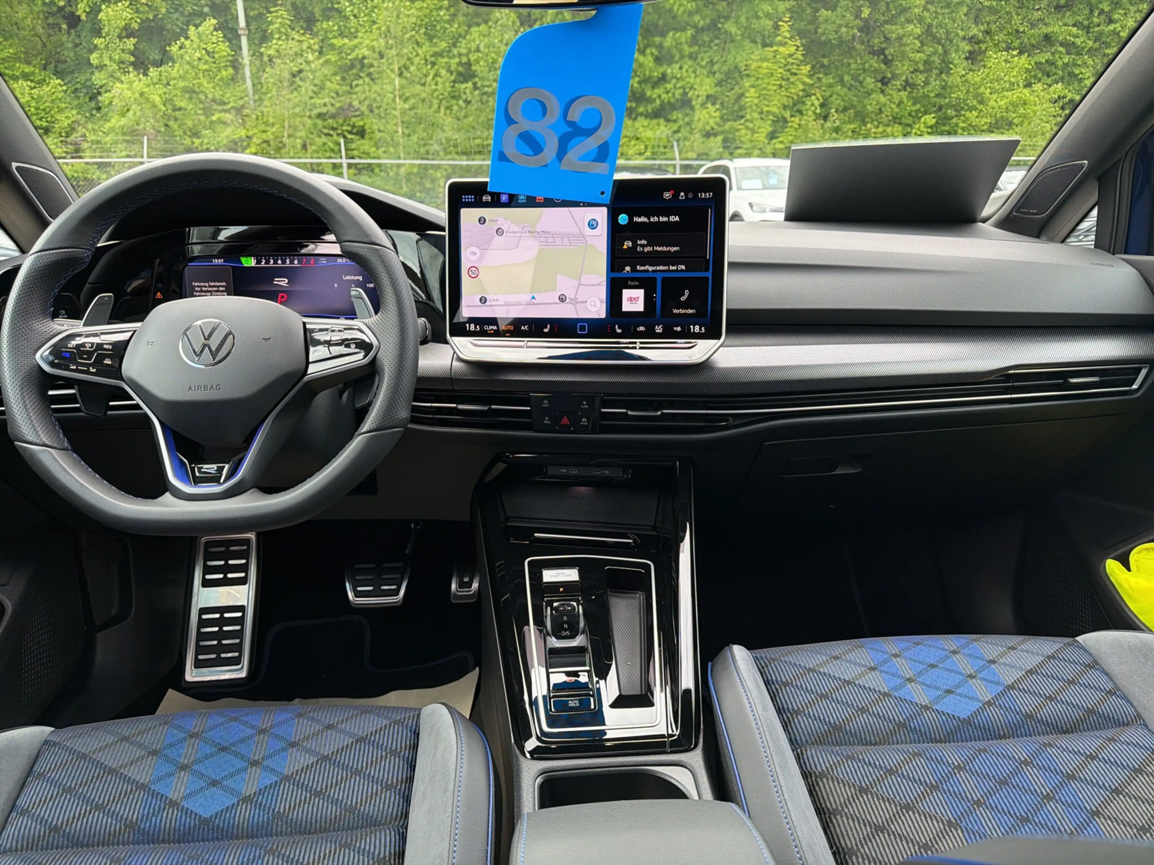 Volkswagen Golf R 4M DSG Navi PANO Harman Kardon Matrix R — photo 10