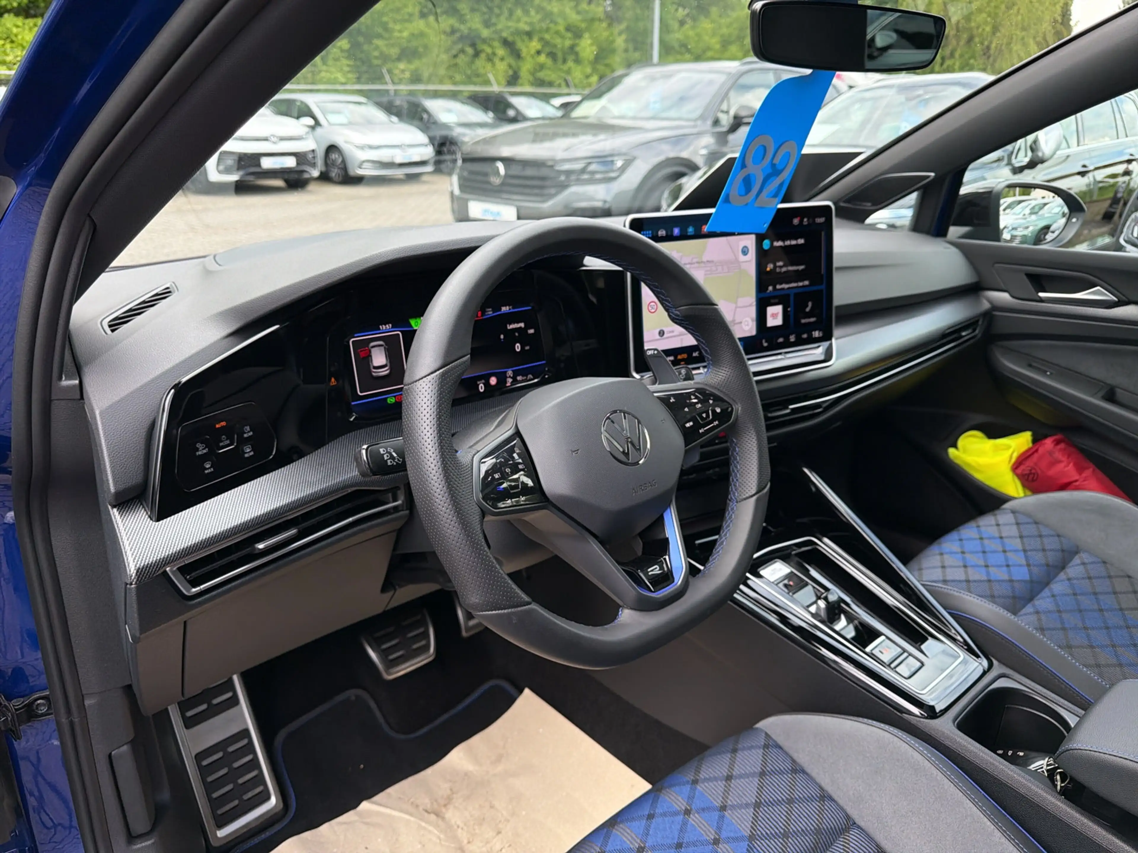 Volkswagen Golf R 4M DSG Navi PANO Harman Kardon Matrix R — photo 8