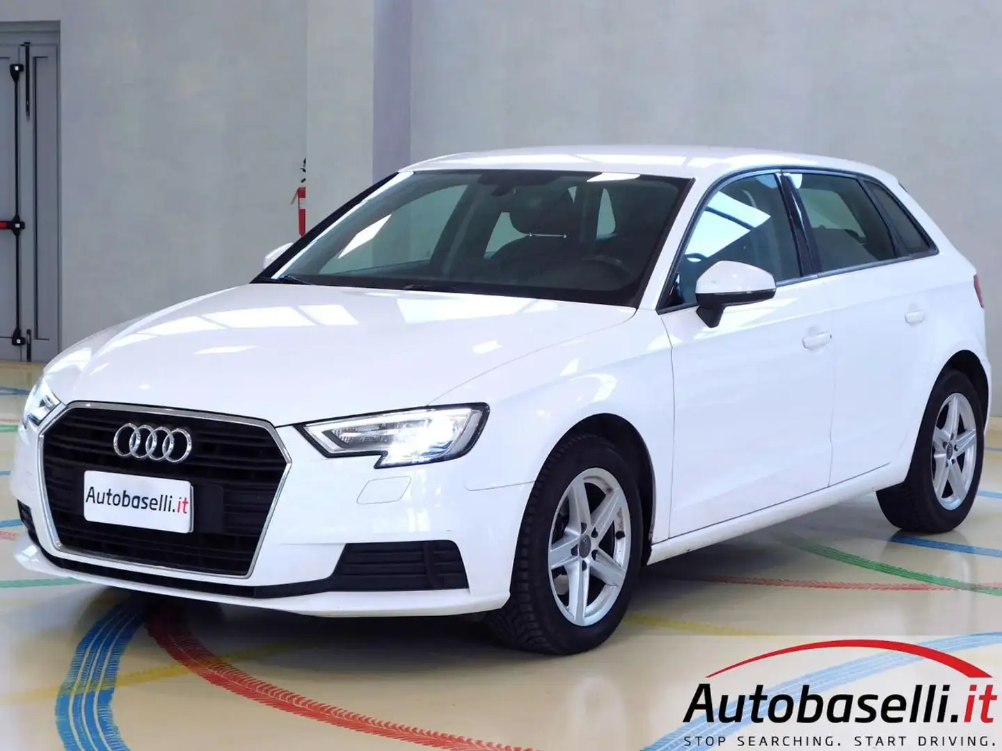 Audi A3 SPORTBACK 1.6TDI 116CV 5PORTE, FARI XENON PLUS LED Bianco - 1