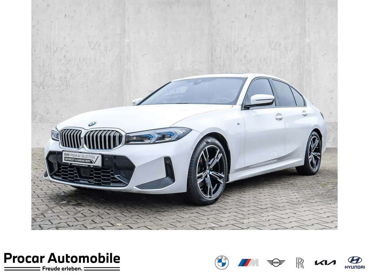 BMW 320 — BMW 320 d xDrive M Sport Glasd. DA PA+ HiFi ACC Adap.LED