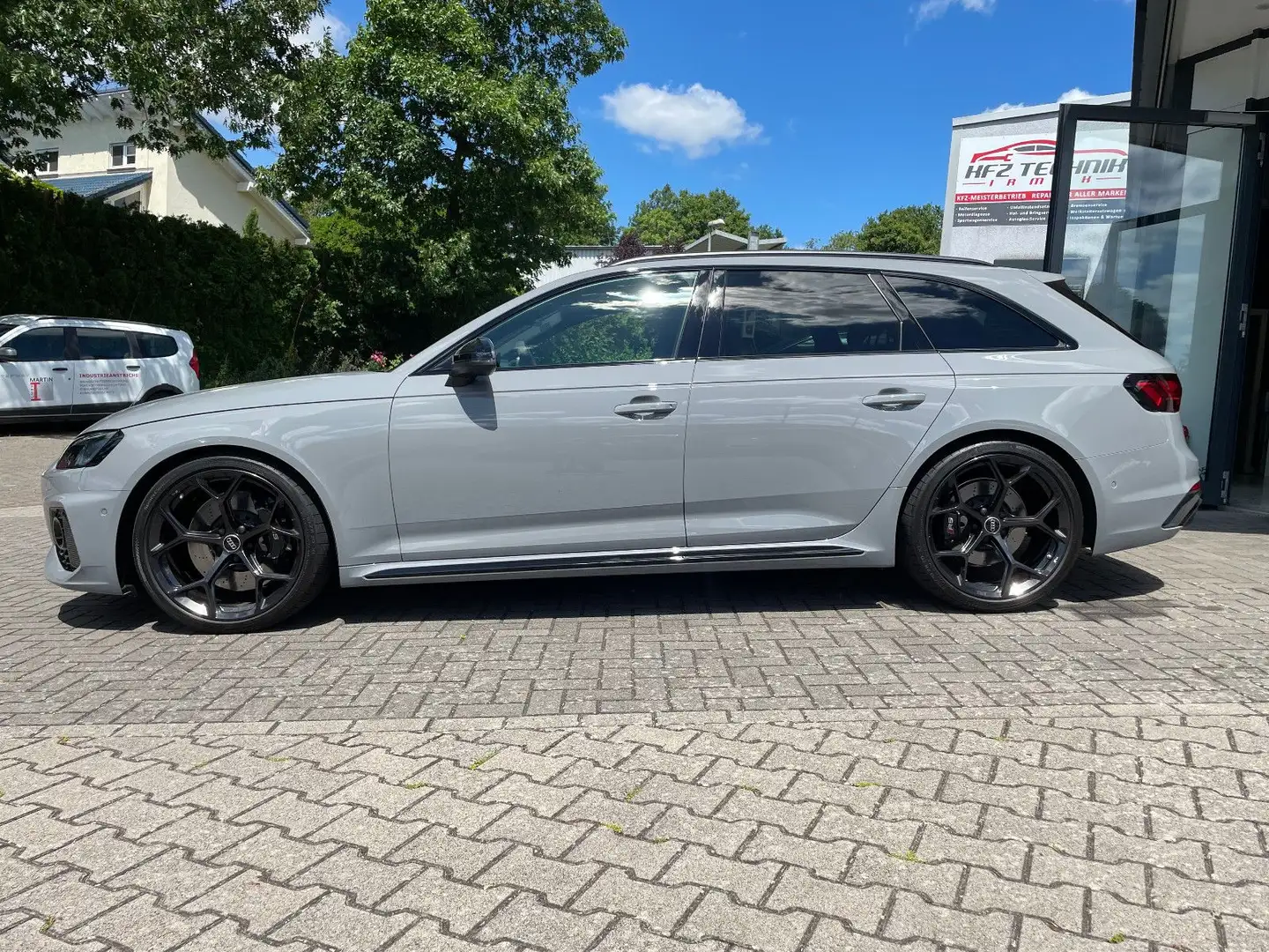 Audi RS4 RS 4 Avant 2.9 TFSI quattro Competition Plus Grau - 2