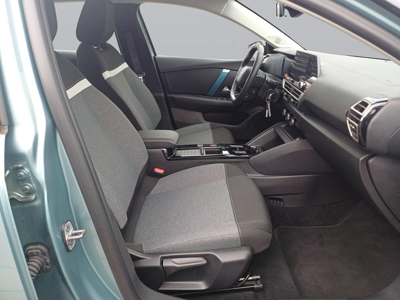 Citroen C4 Elektro Feel 136 — photo 10