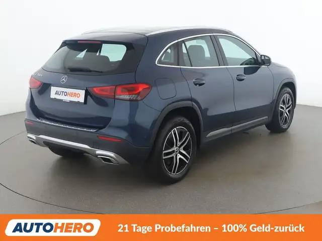 Mercedes-Benz Gla view 6