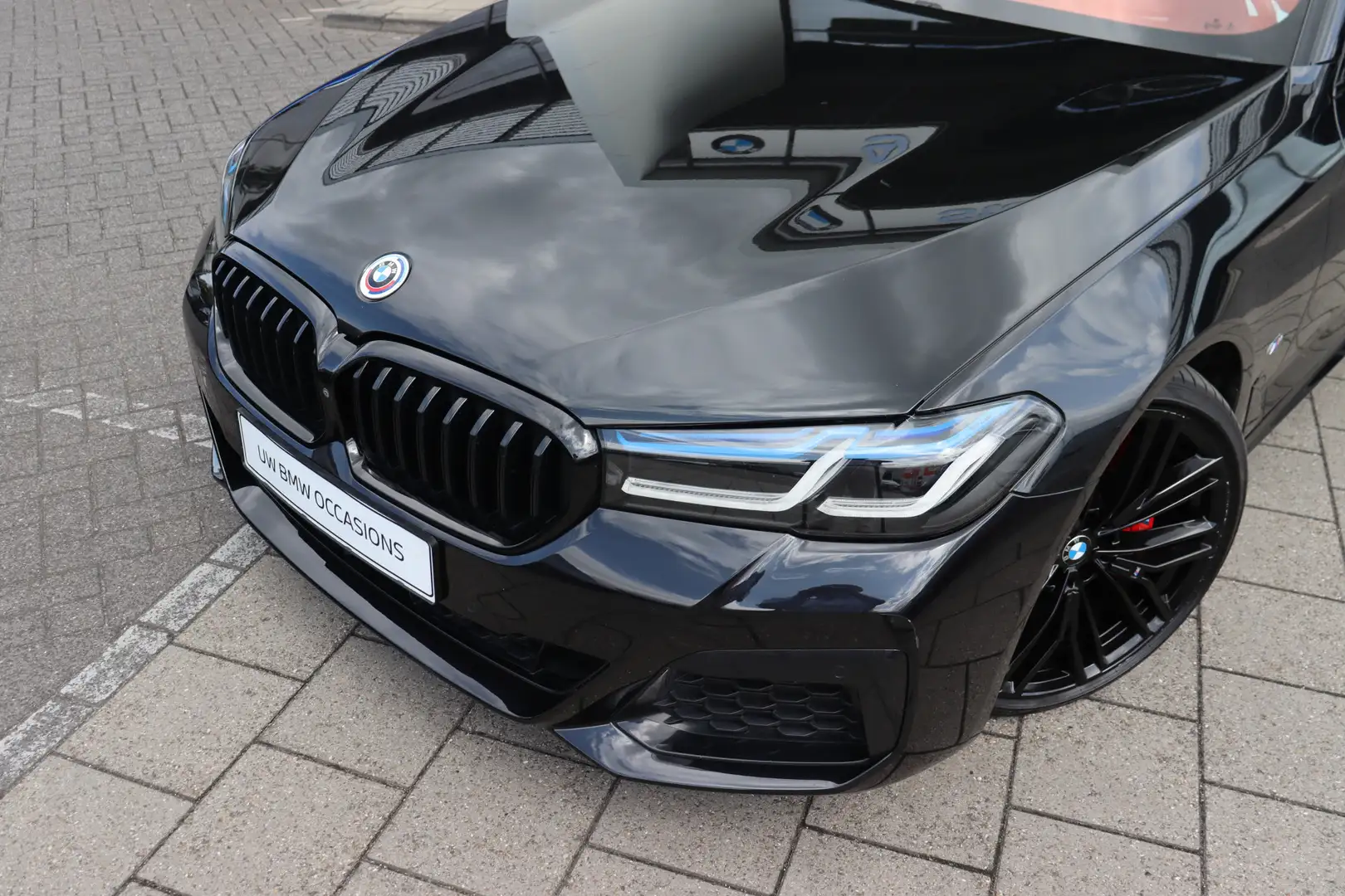BMW 530 5 Serie 530i High Executive M Sport Automaat / Sch Zwart - 2