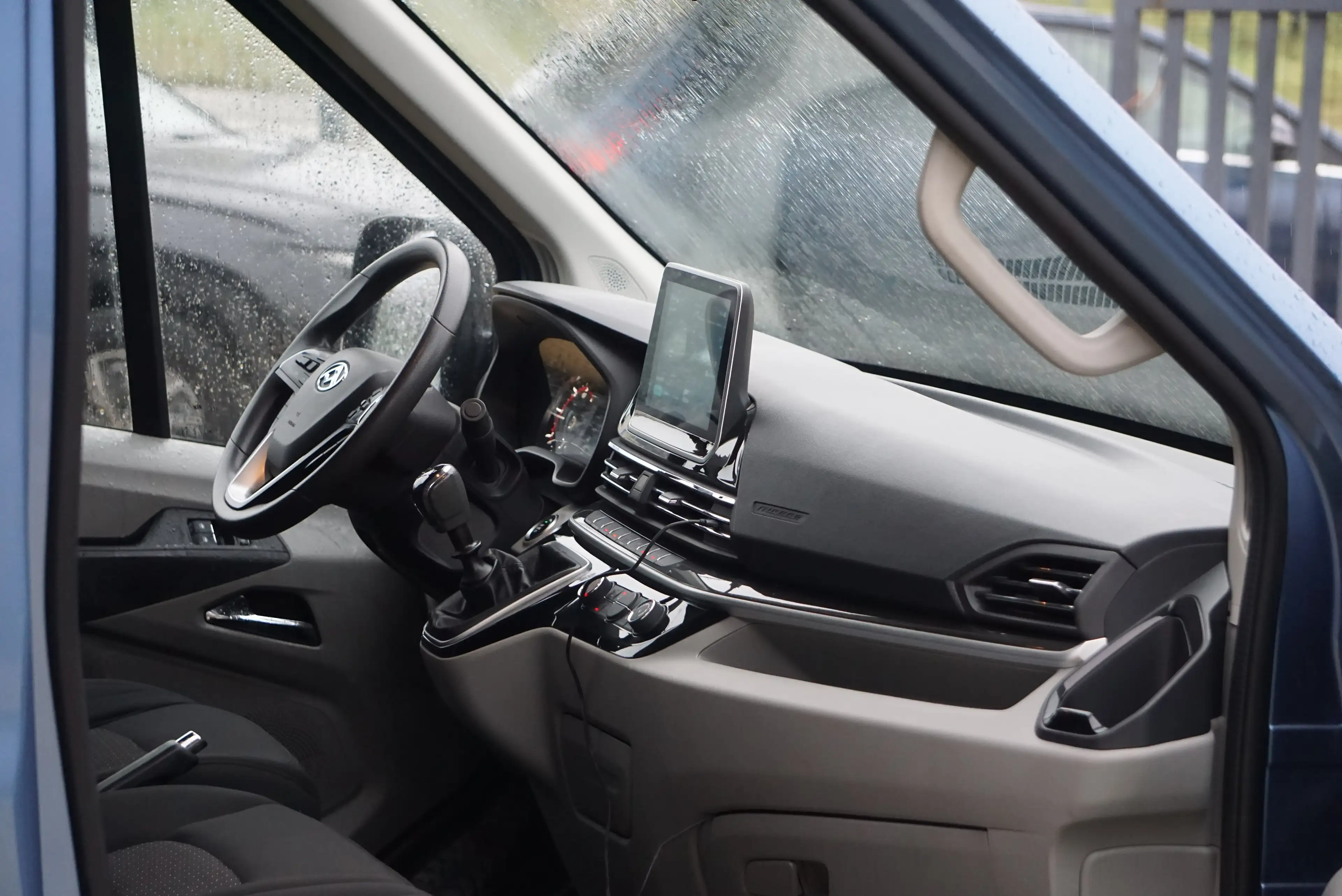 Maxus Deliver 9 L3H2 Luxe 2.0 TDCi TVA-BTW RECUP 3-PLACES 1er MAIN — photo 11