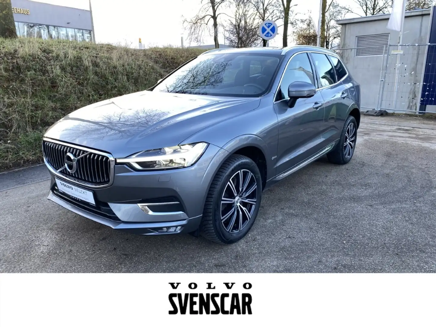 Volvo XC60 Inscription AWD B4 Diesel EU6d Navi Leder digitale Grigio - 1