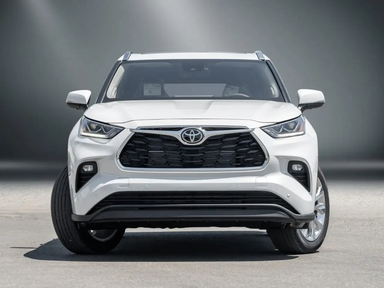 Toyota Highlander снимка Toyota Highlander