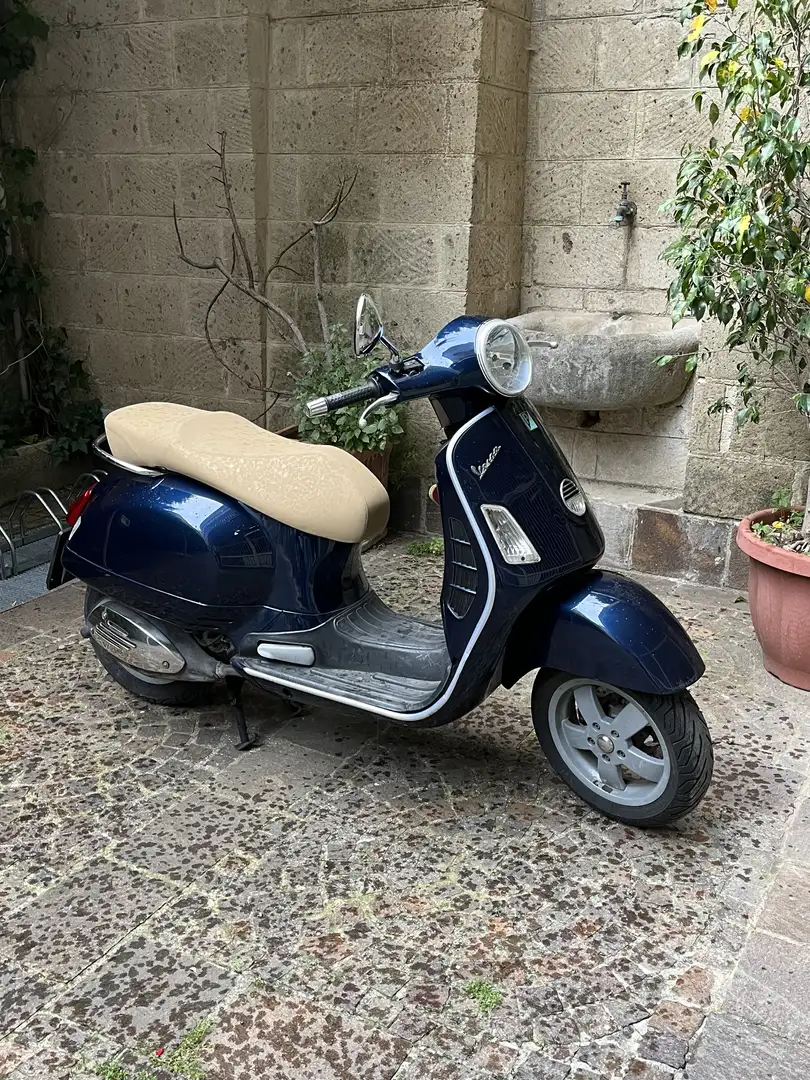 Vespa GTS Super 125 - 1