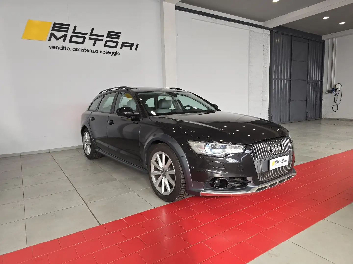Audi A6 allroad A6 IV 2011 Allroad Quattro 3.0 tdi 245cv s-tronic Nero - 2
