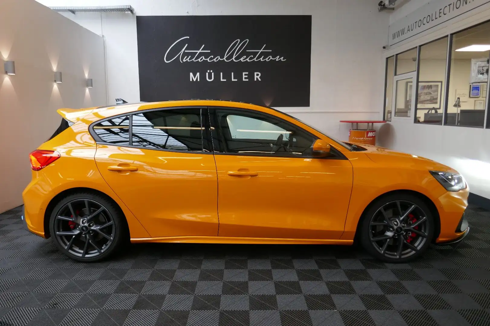Ford Focus Lim. ST *Headup*Recaro*Klimaauto*1Hd.*Pano Gelb - 2