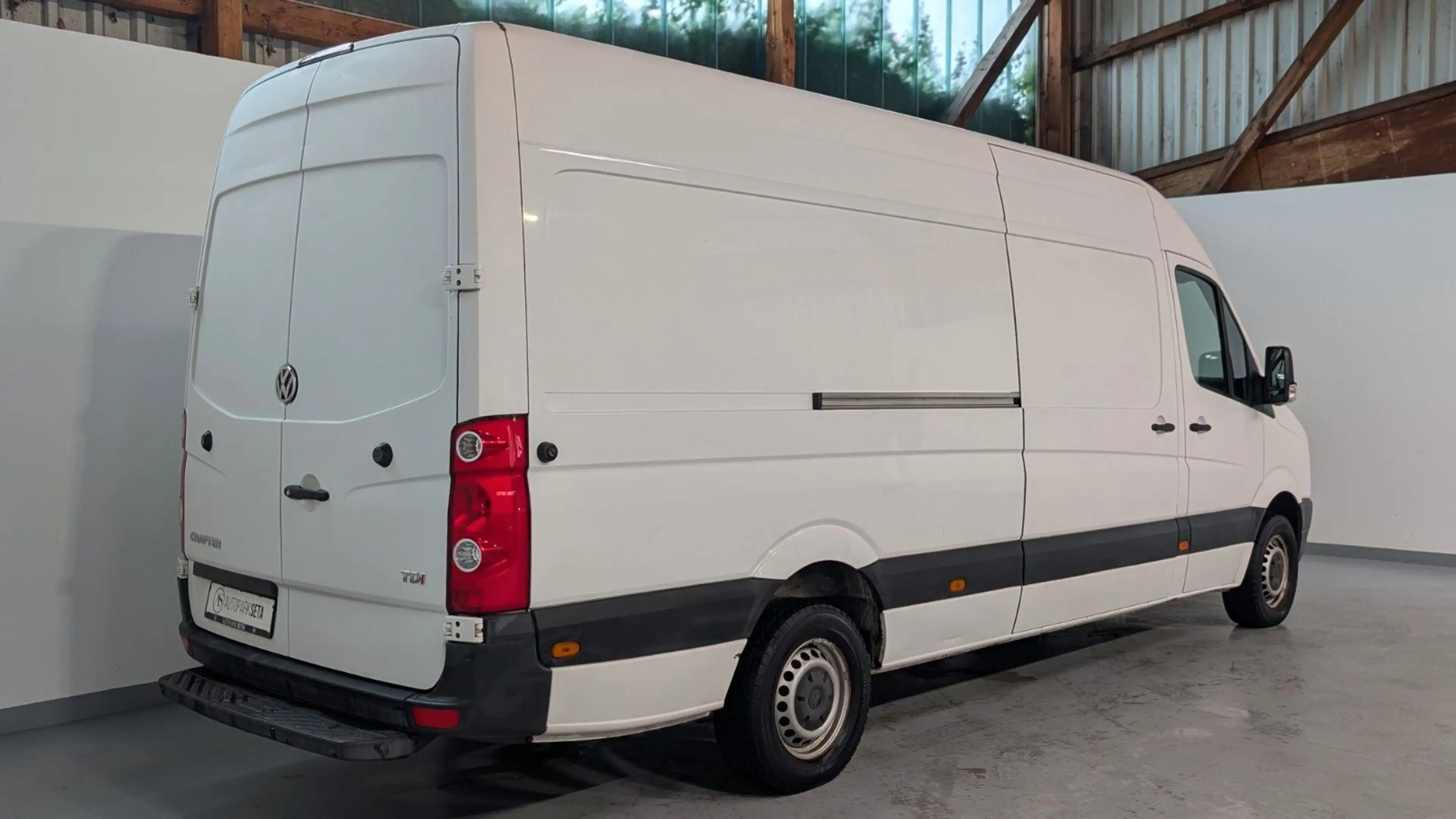 Volkswagen Crafter Kasten 35 L3H2 lang Hochdach PDC *KLIMA — photo 4