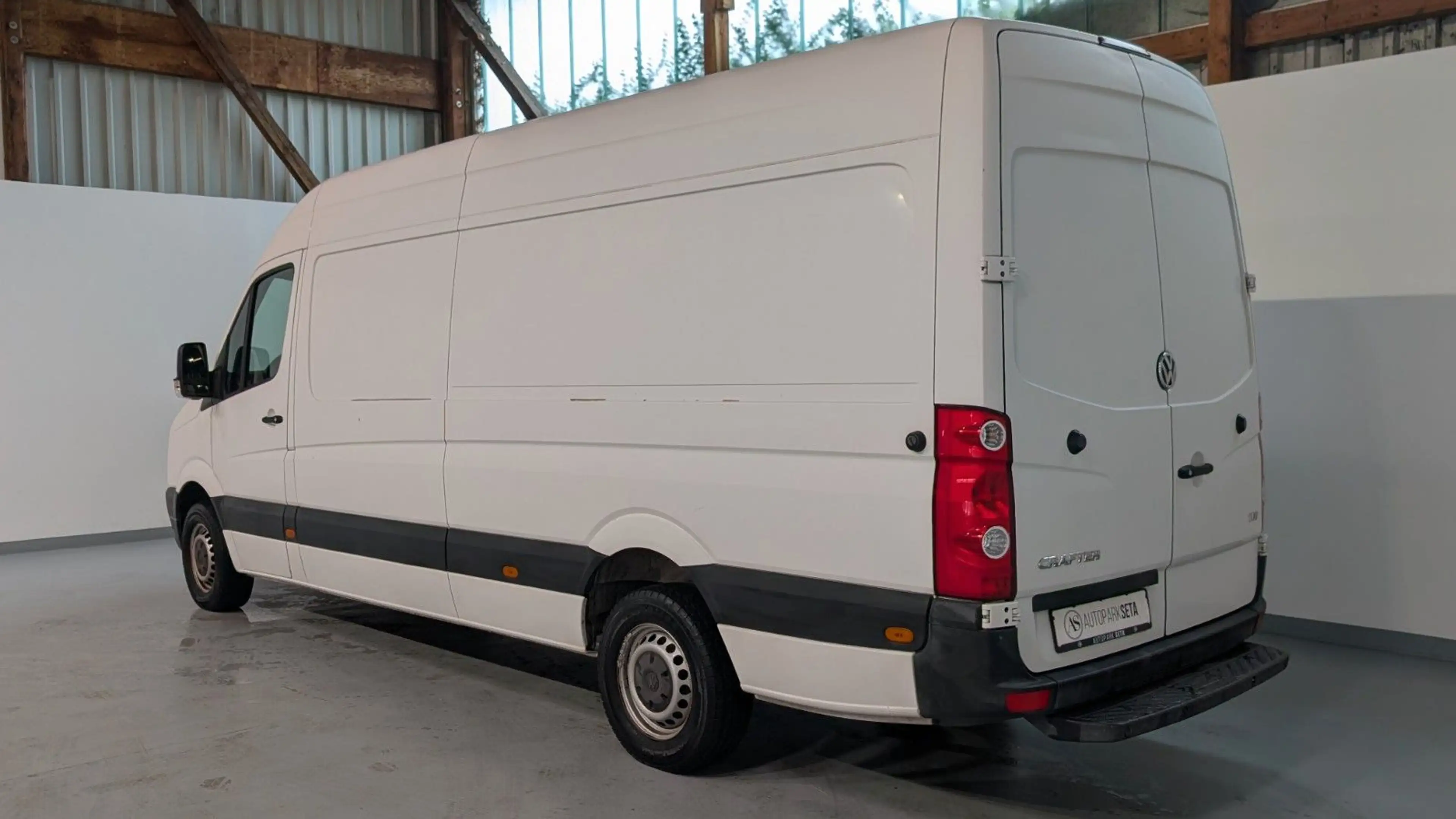 Volkswagen Crafter Kasten 35 L3H2 lang Hochdach PDC *KLIMA — photo 6