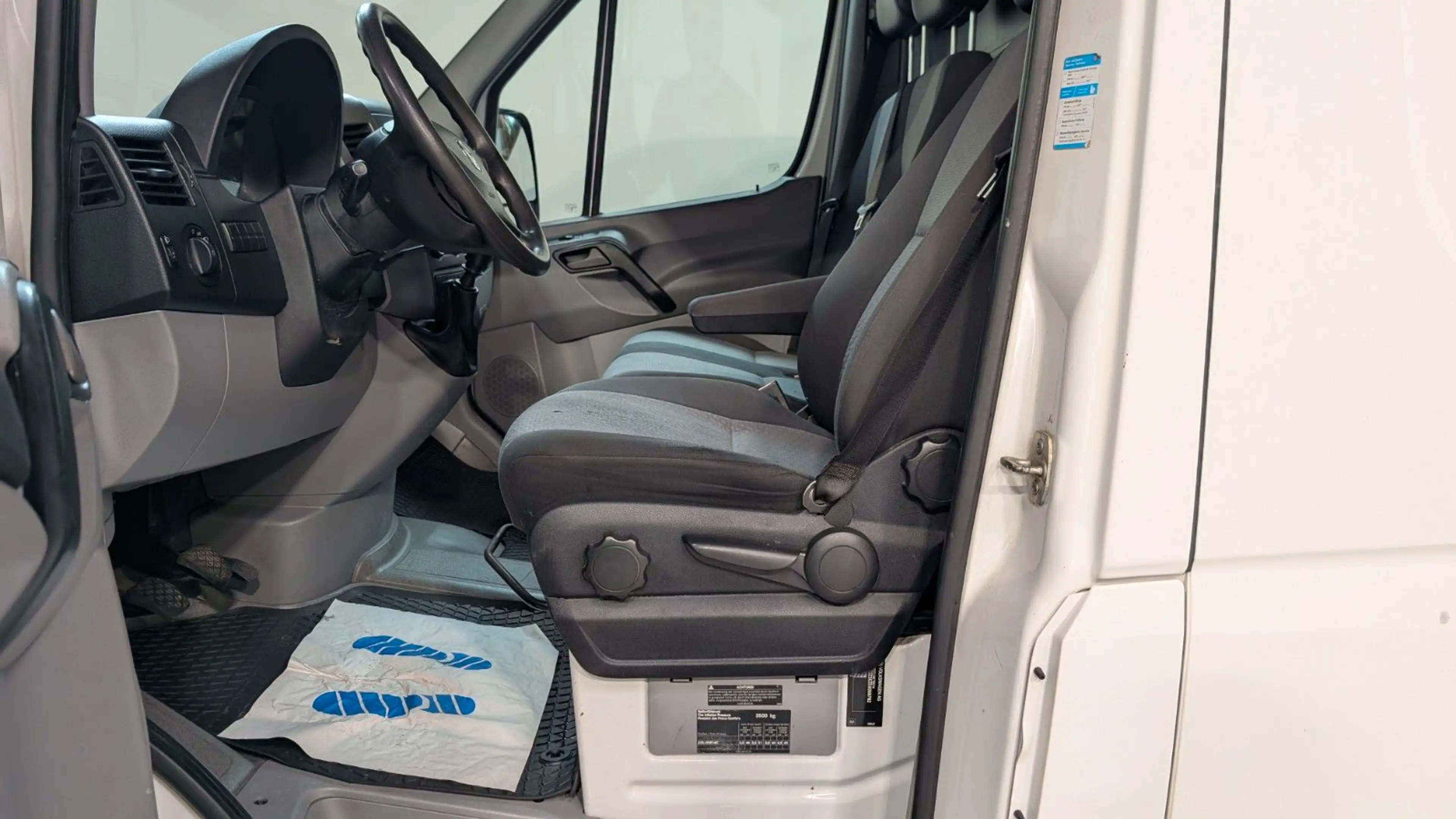 Volkswagen Crafter Kasten 35 L3H2 lang Hochdach PDC *KLIMA — photo 10