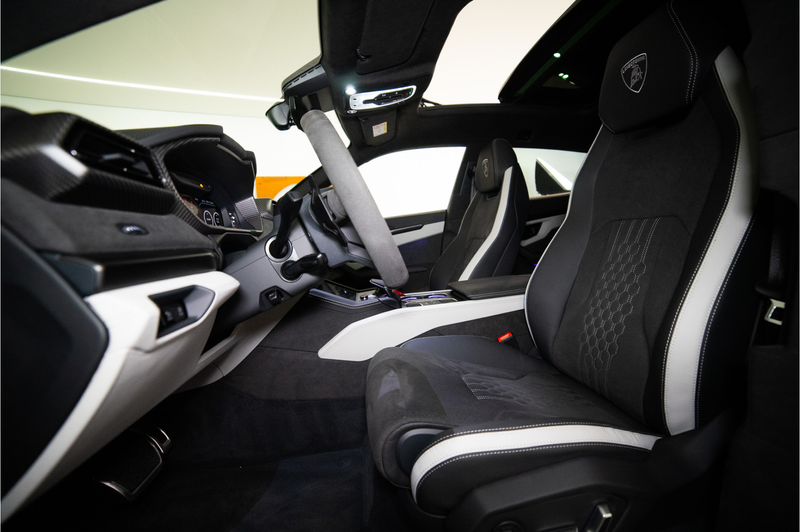 Lamborghini Urus 4.0 V8 Hybrid SE 800PK | Ad Personam | Grigio Kere — photo 33