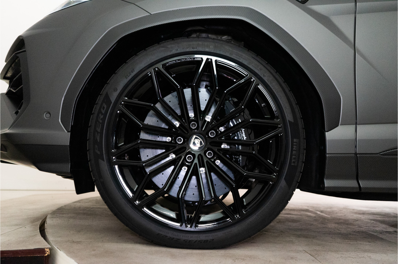 Lamborghini Urus 4.0 V8 Hybrid SE 800PK | Ad Personam | Grigio Kere — photo 16
