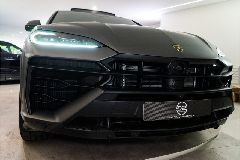 Lamborghini Urus 4.0 V8 Hybrid SE 800PK | Ad Personam | Grigio Kere — photo 10