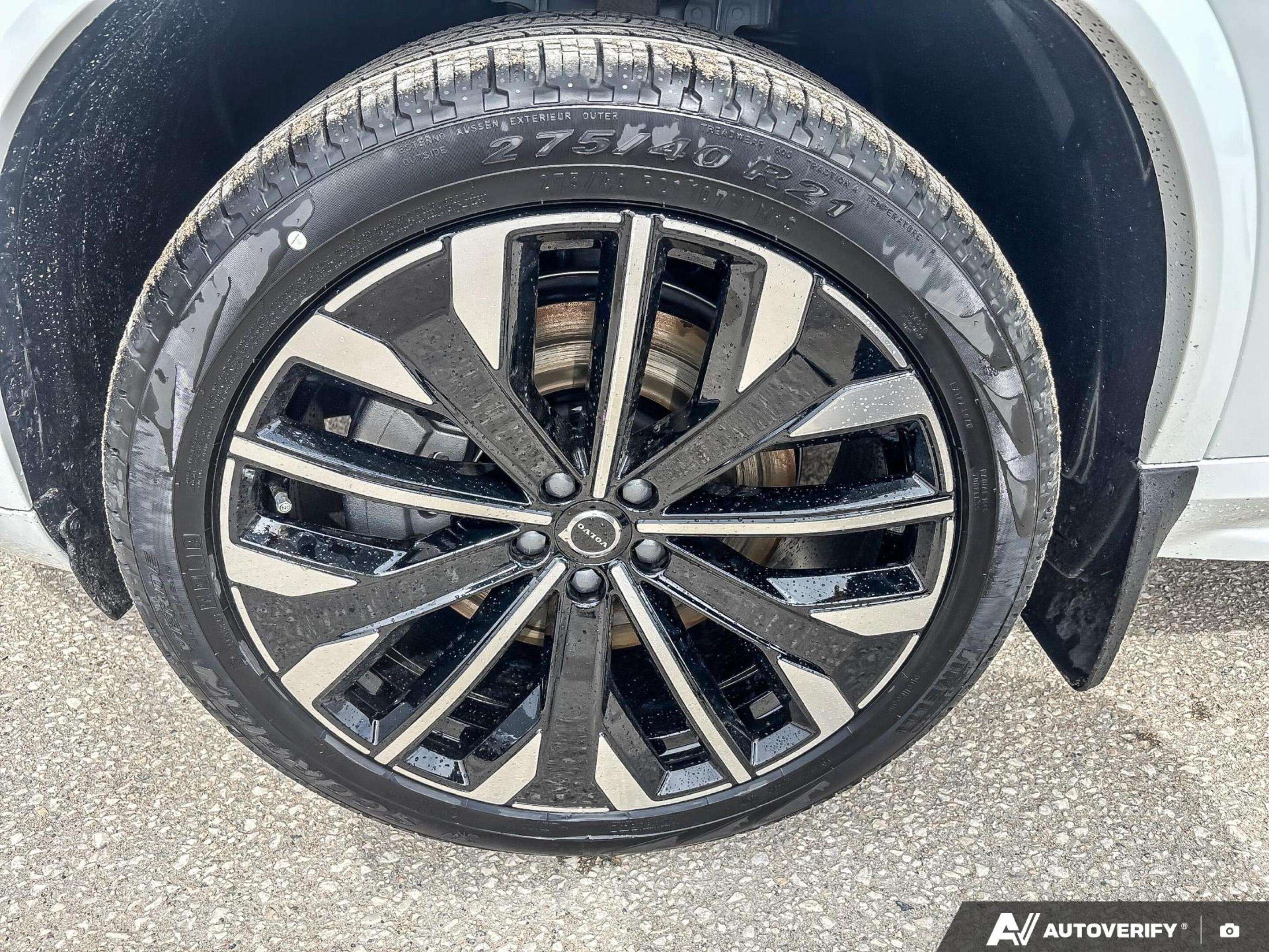 2026 Volvo XC90 Plus Dark Theme UP TO 64 KMS OF EV RANGE thumb 10