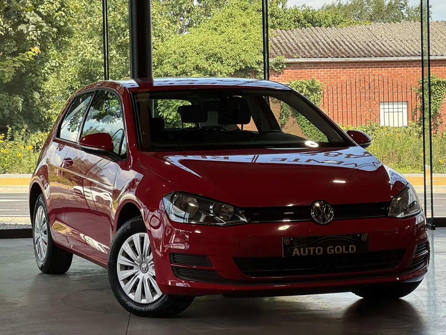 Volkswagen Golf 1.2 TSI/CLIMA/ETAT NEUF/1PROP CARNET VW Rouge - 2