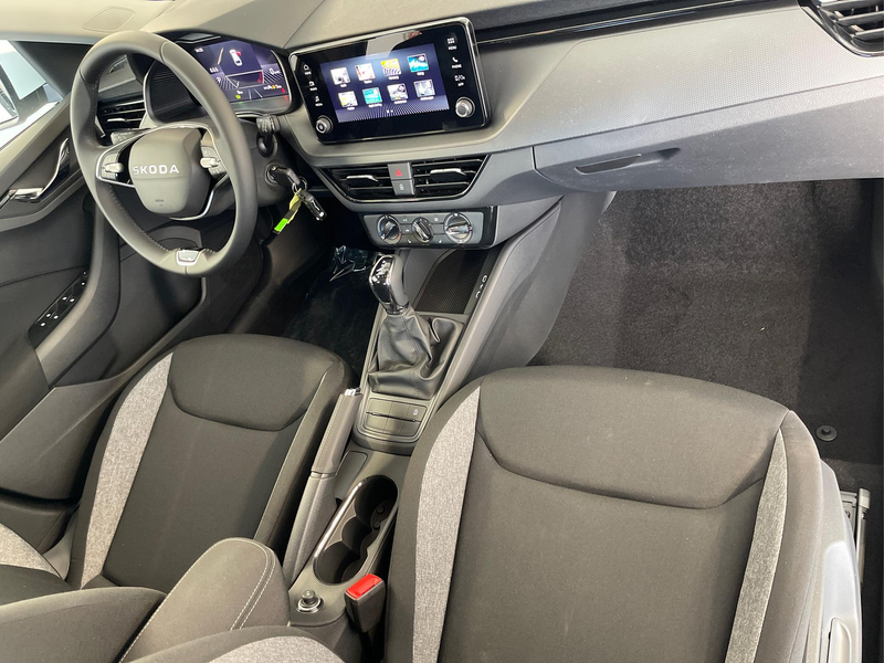Skoda Scala 115PS DSG GV5+AHK+Alu16+PDC+Sitzheizung+App-Con... — photo 13