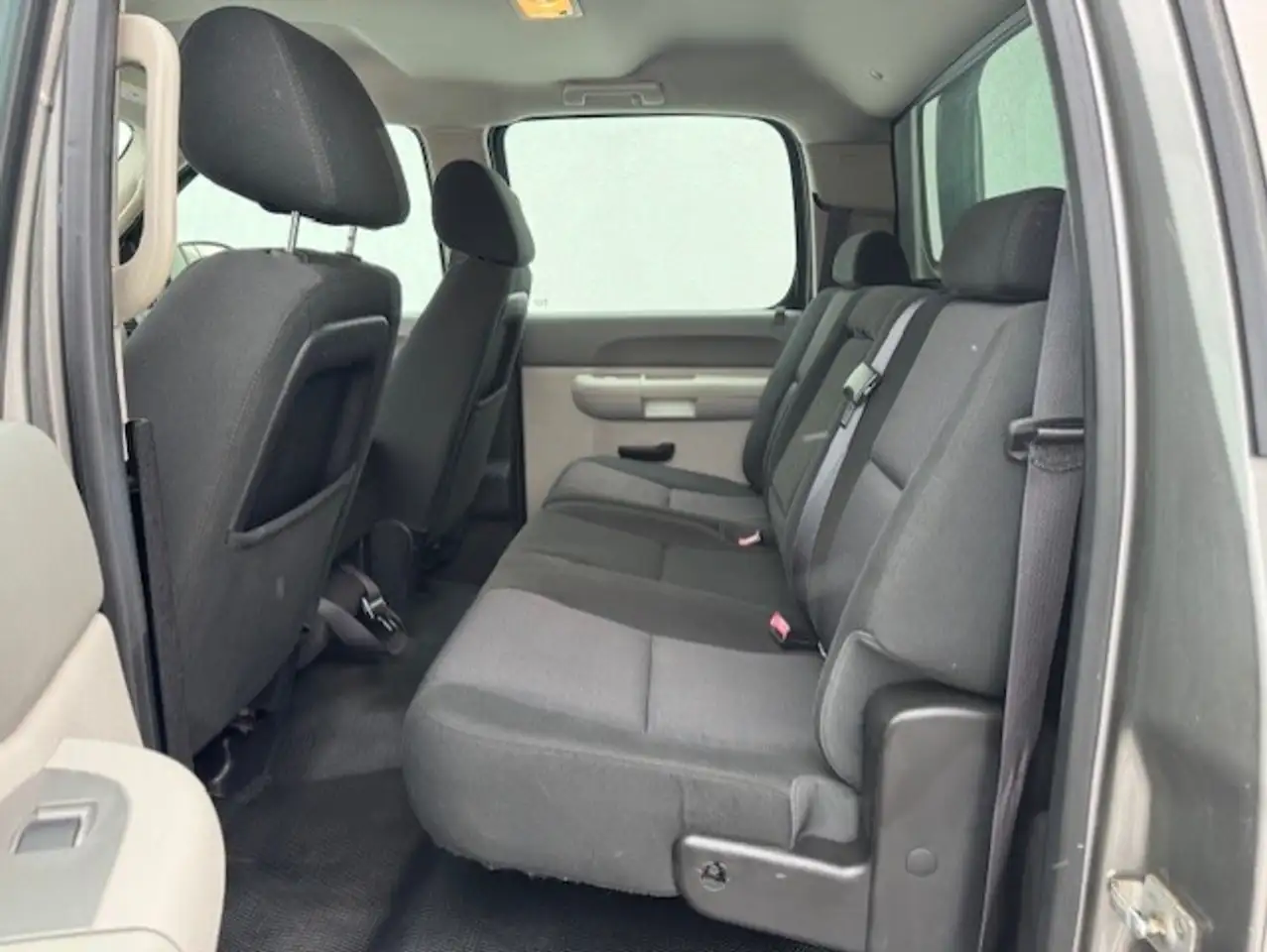 Chevrolet Silverado 2500 снимка Chevrolet Silverado 2500