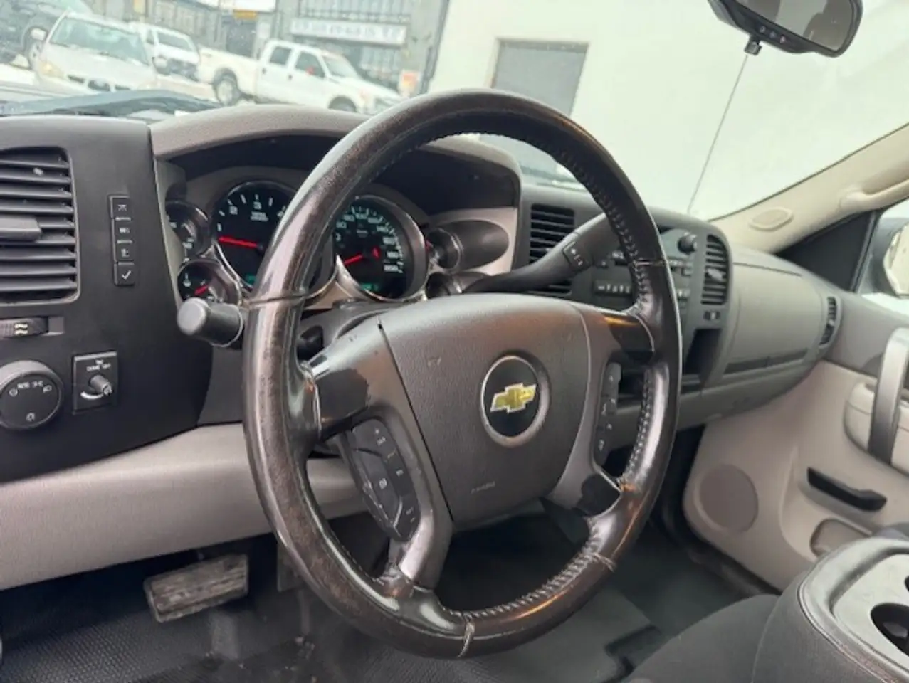 Chevrolet Silverado 2500 снимка Chevrolet Silverado 2500