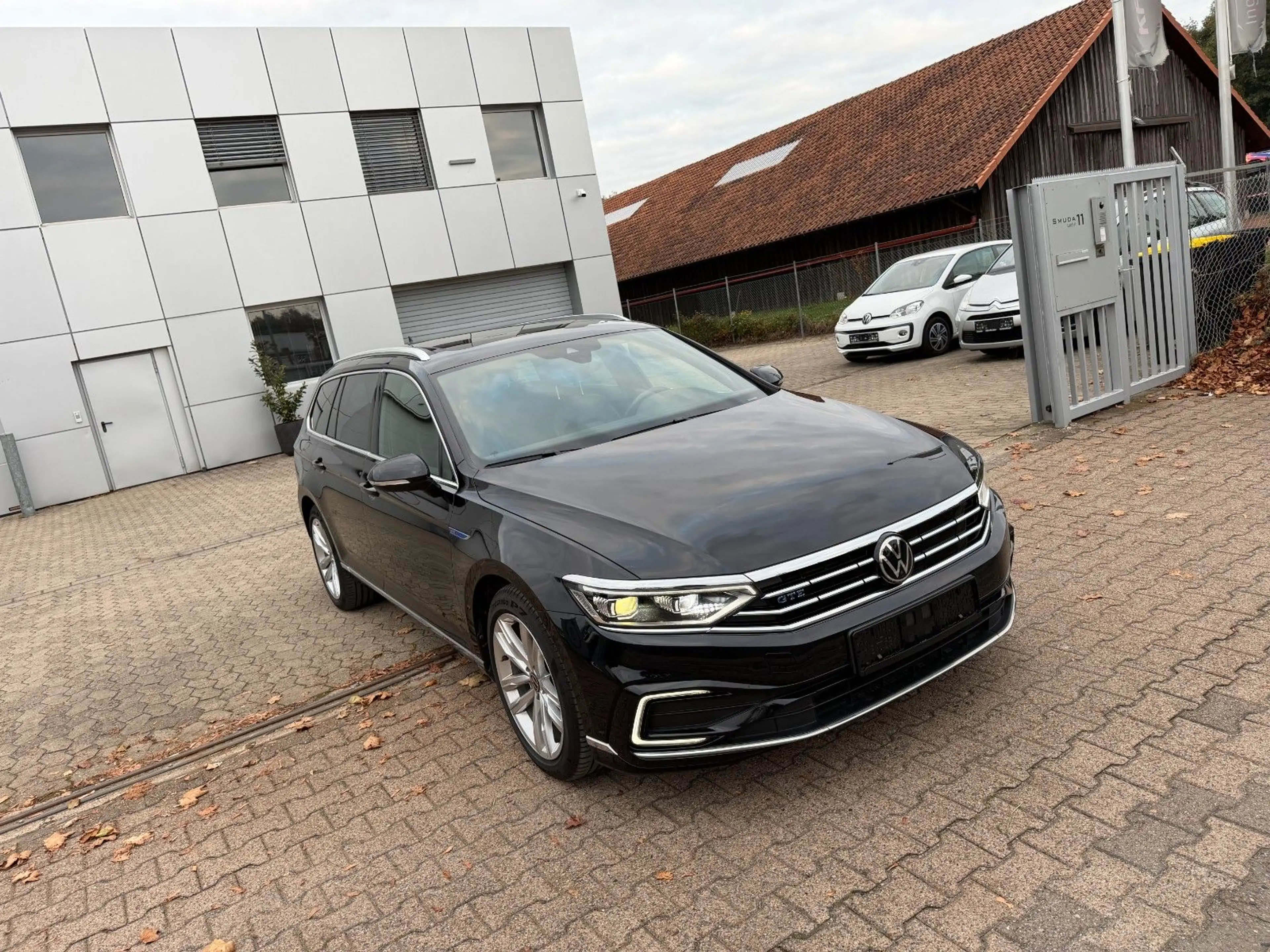Volkswagen Passat Variant GTE VIRTUAL*DCC*PANO*360°*LANE* — photo 4