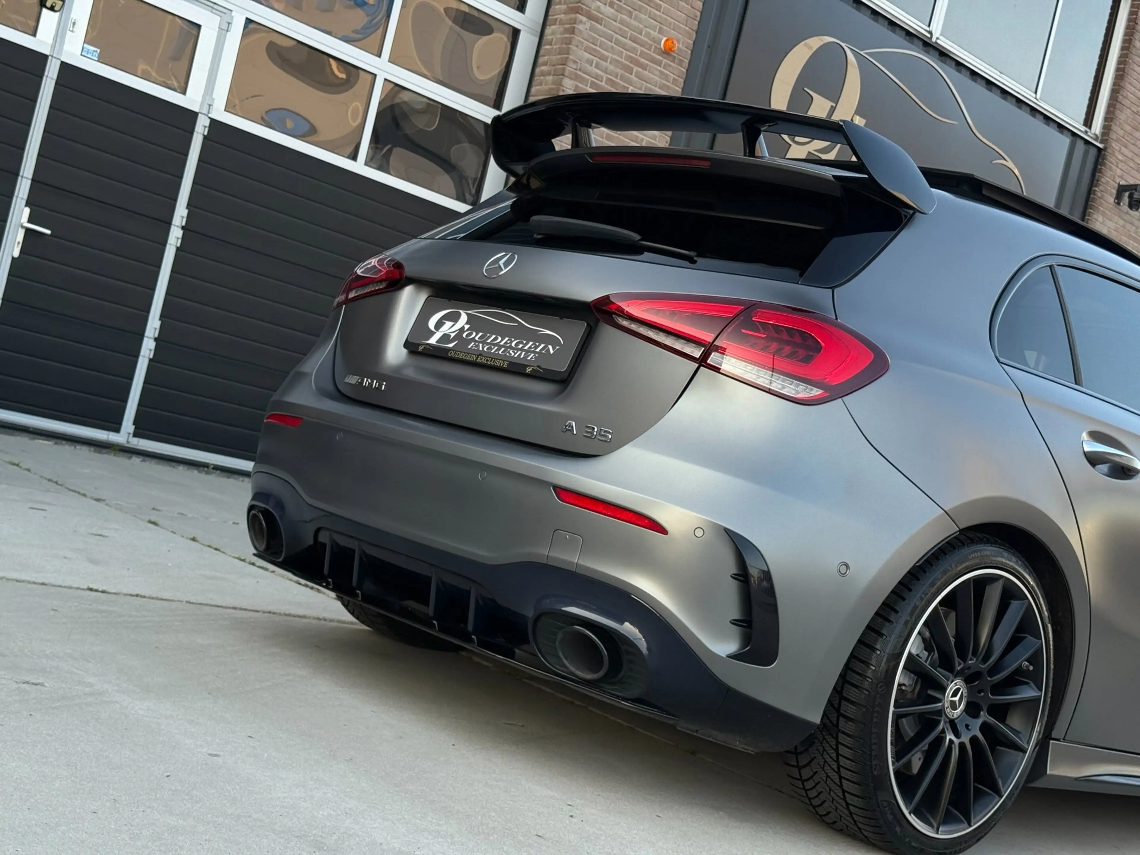 Mercedes-Benz A 35 AMG 4MATIC Premium Plus / Pano / Burmester / Carplay / — photo 13