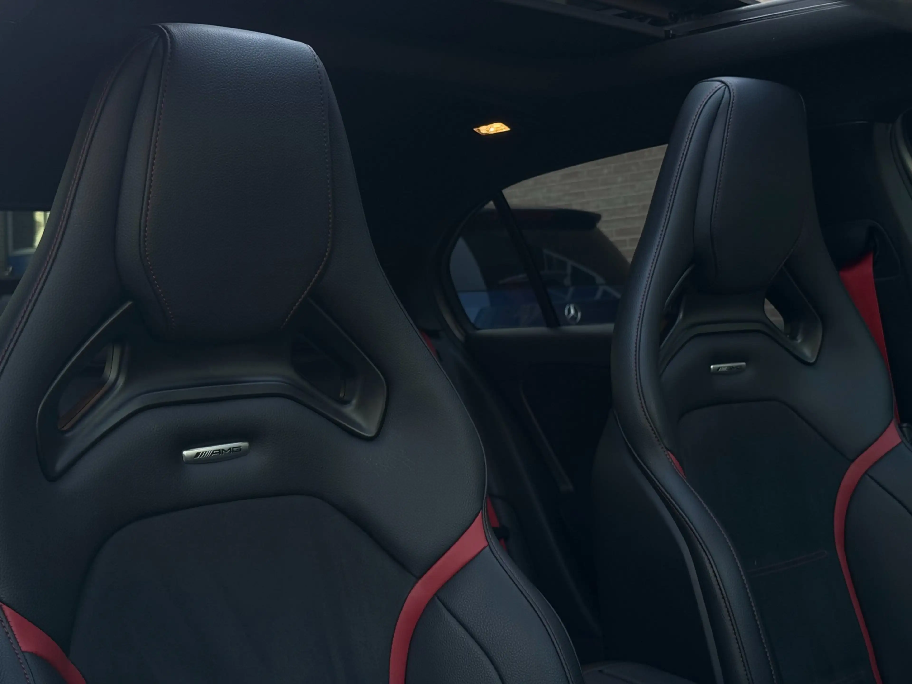 Mercedes-Benz A 35 AMG 4MATIC Premium Plus / Pano / Burmester / Carplay / — photo 12