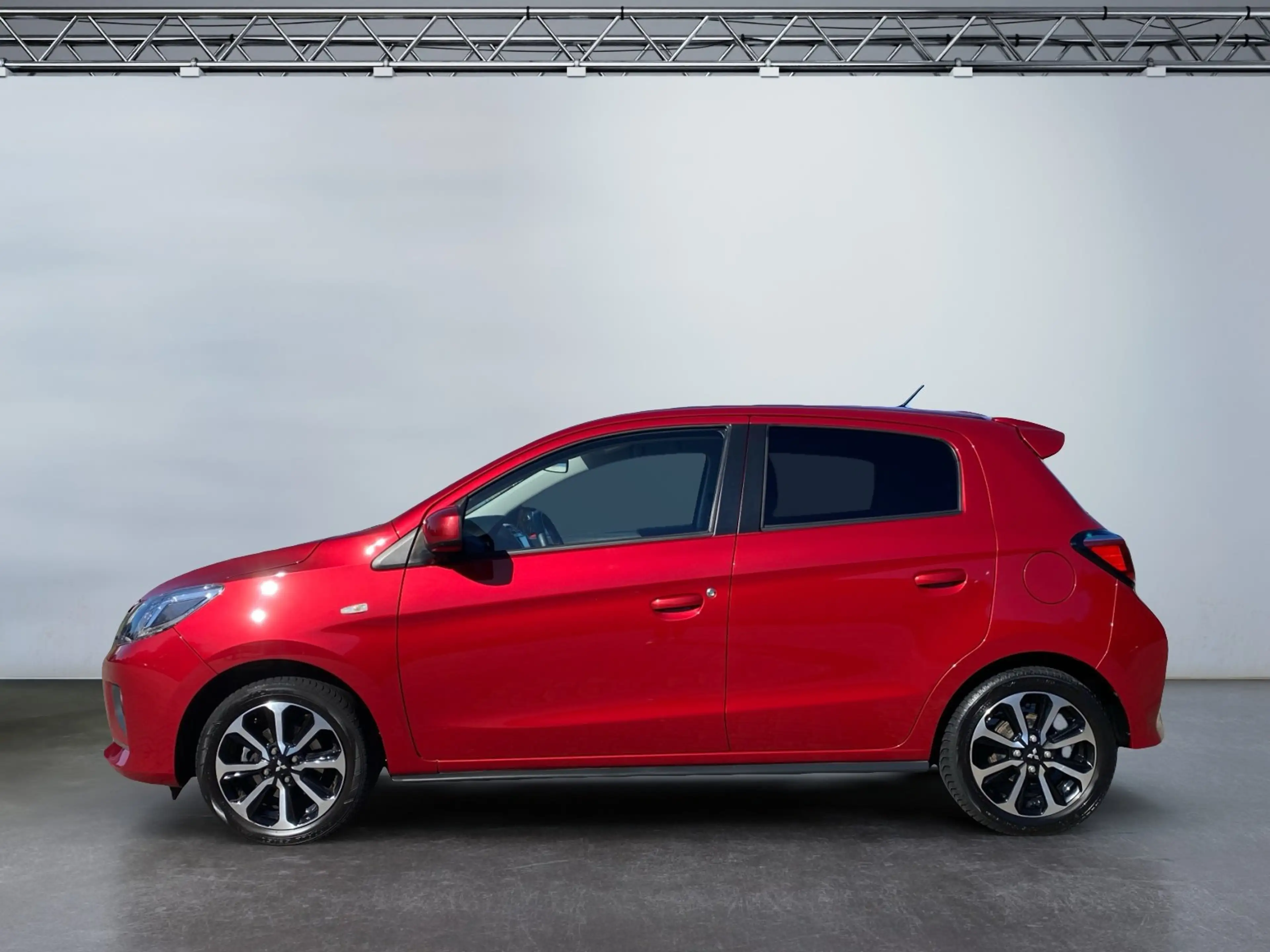 Mitsubishi Space Star Select+ 1,2 l MIVEC CVT Tempomat — photo 3