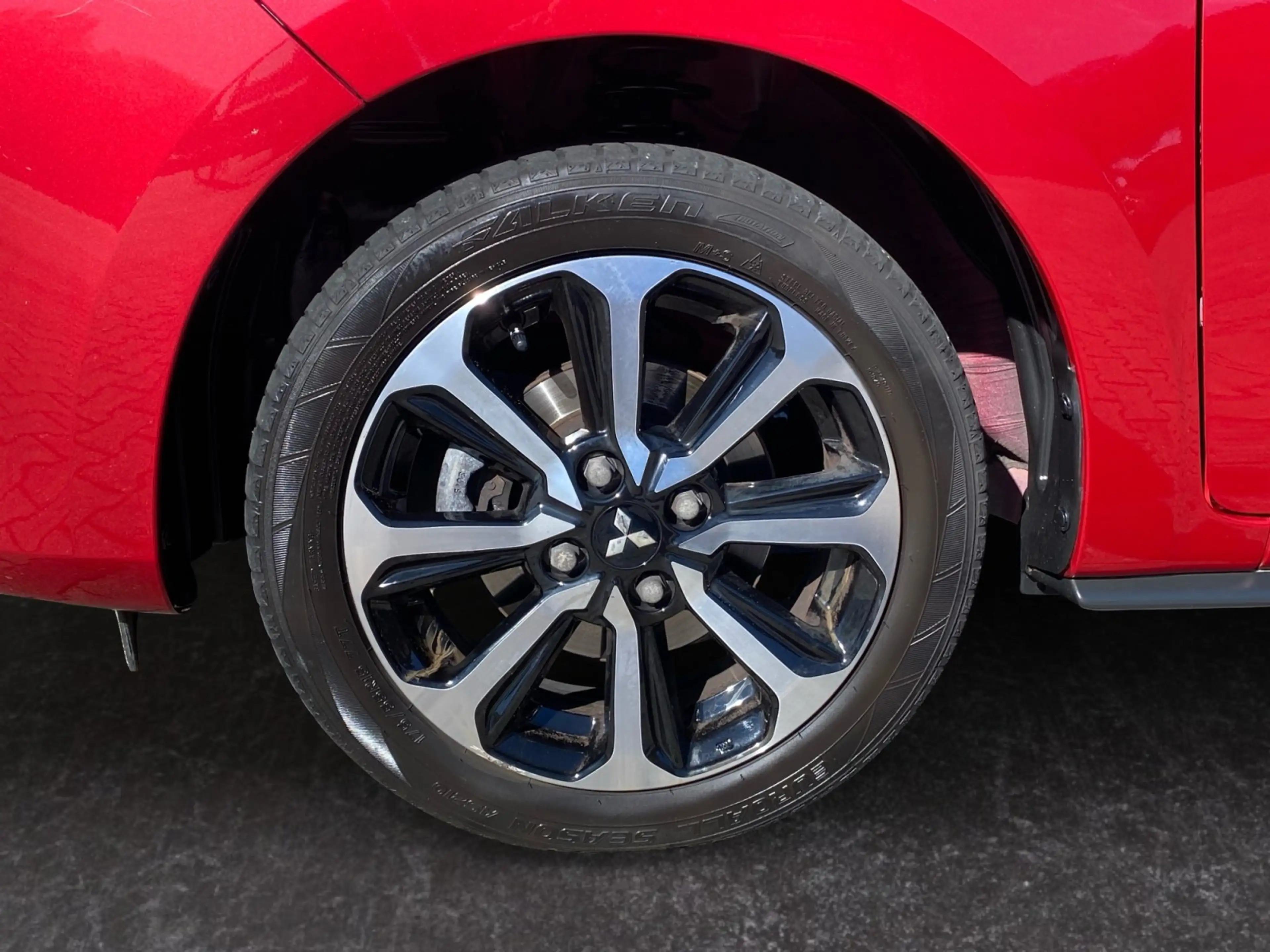Mitsubishi Space Star Select+ 1,2 l MIVEC CVT Tempomat — photo 15