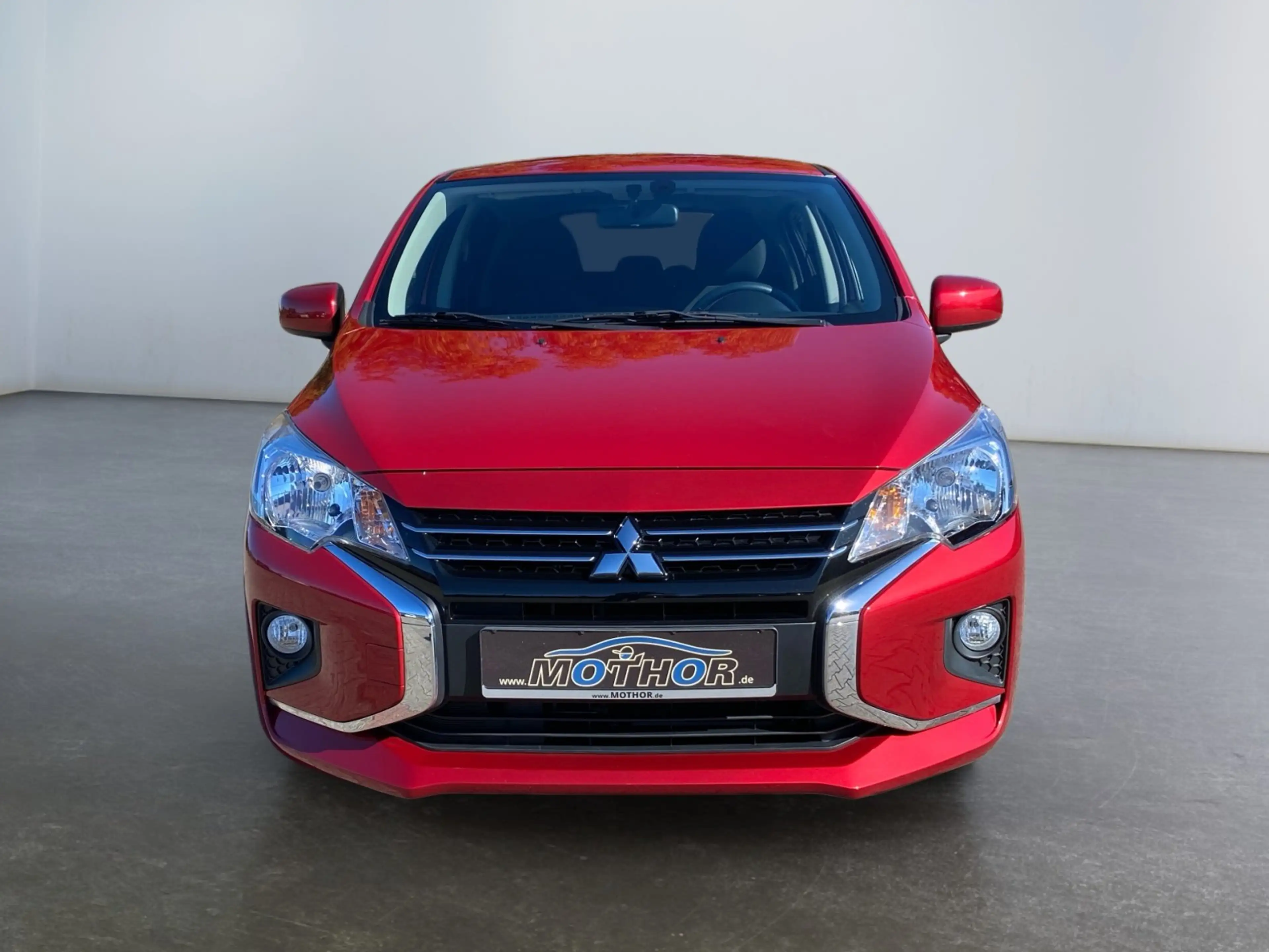 Mitsubishi Space Star Select+ 1,2 l MIVEC CVT Tempomat — photo 6