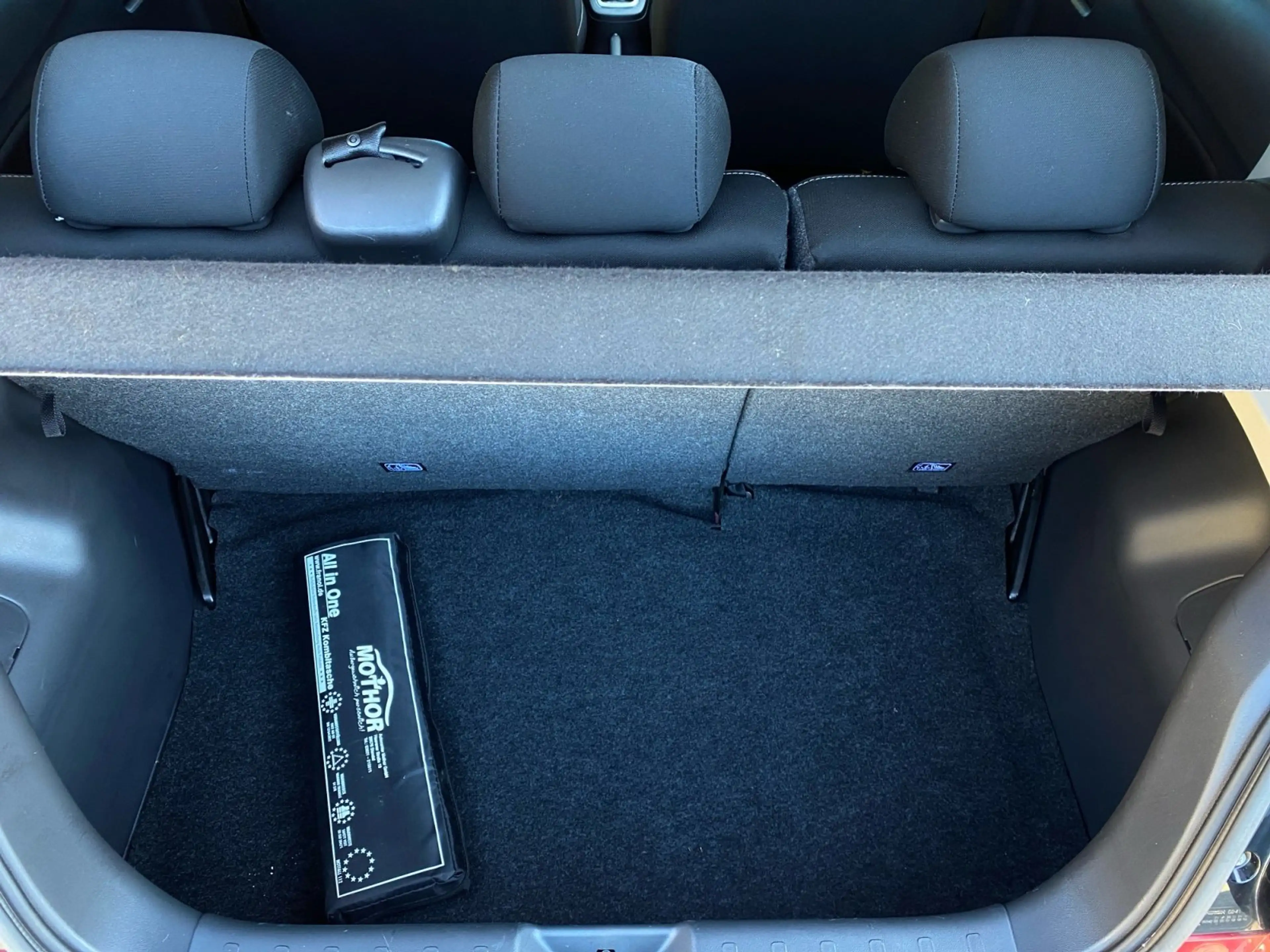 Mitsubishi Space Star Select+ 1,2 l MIVEC CVT Tempomat — photo 14
