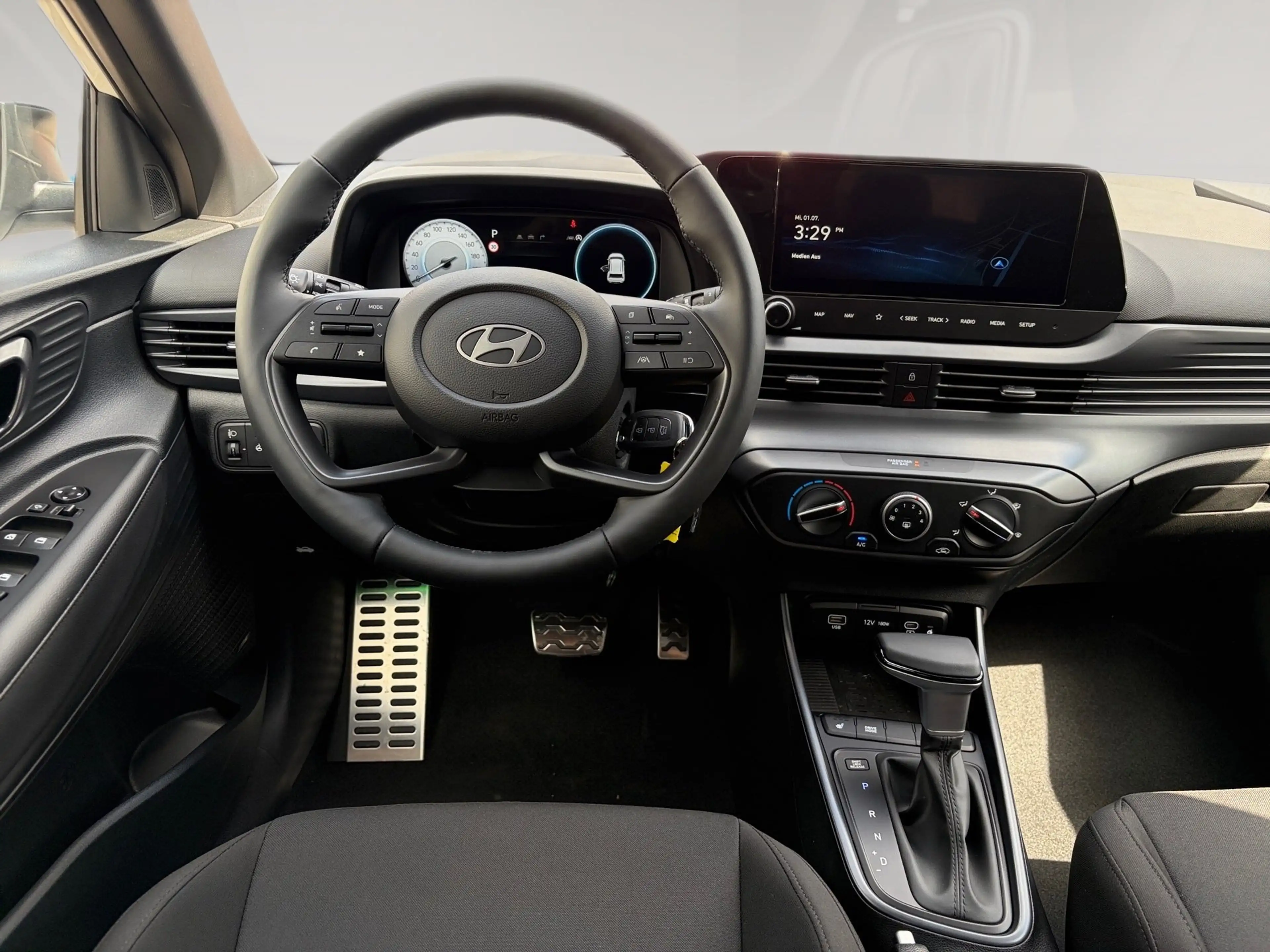 Hyundai BAYON 1.0L T-GDI 7-DCT 2WD Blackline — photo 10