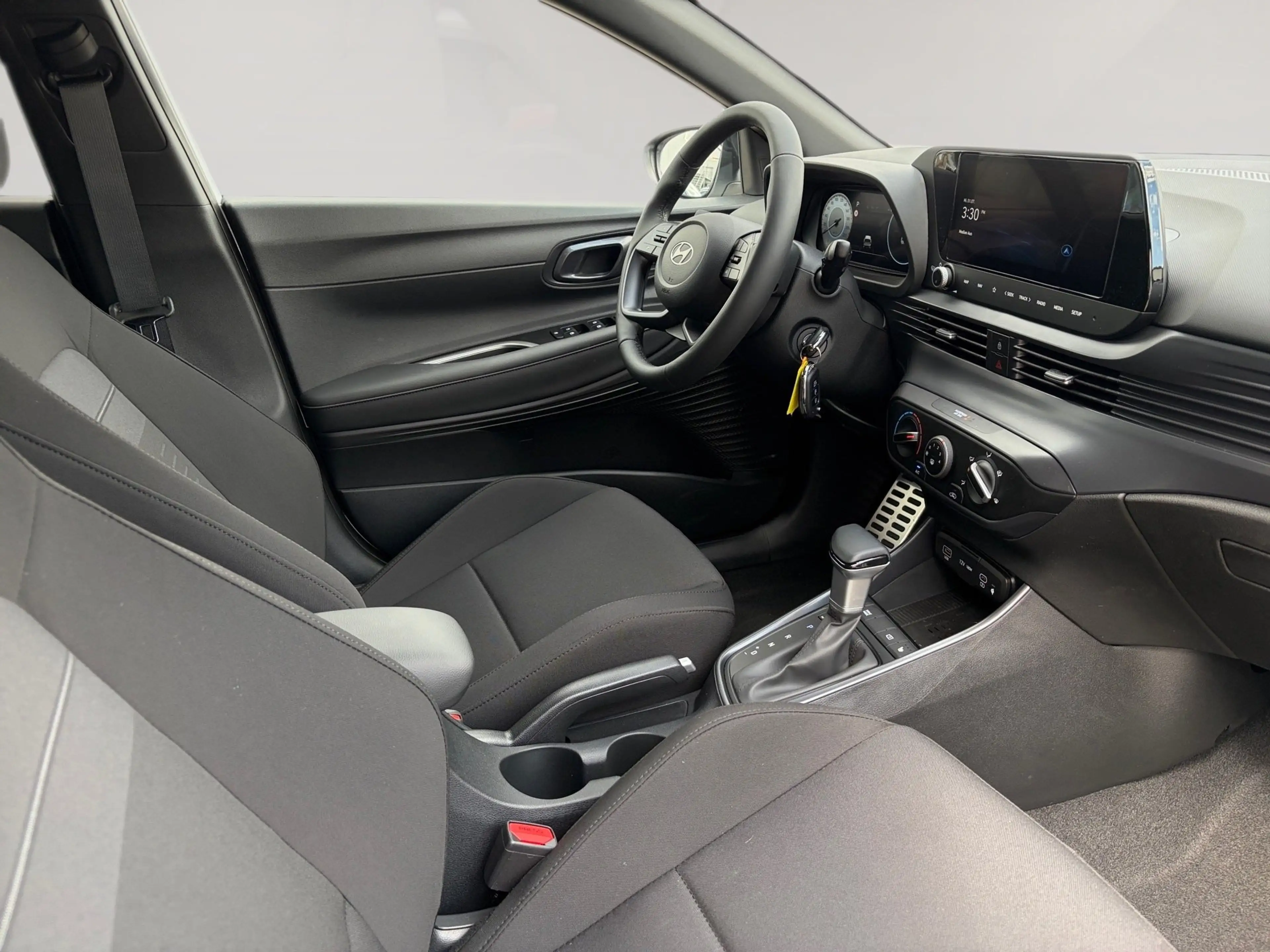 Hyundai BAYON 1.0L T-GDI 7-DCT 2WD Blackline — photo 14
