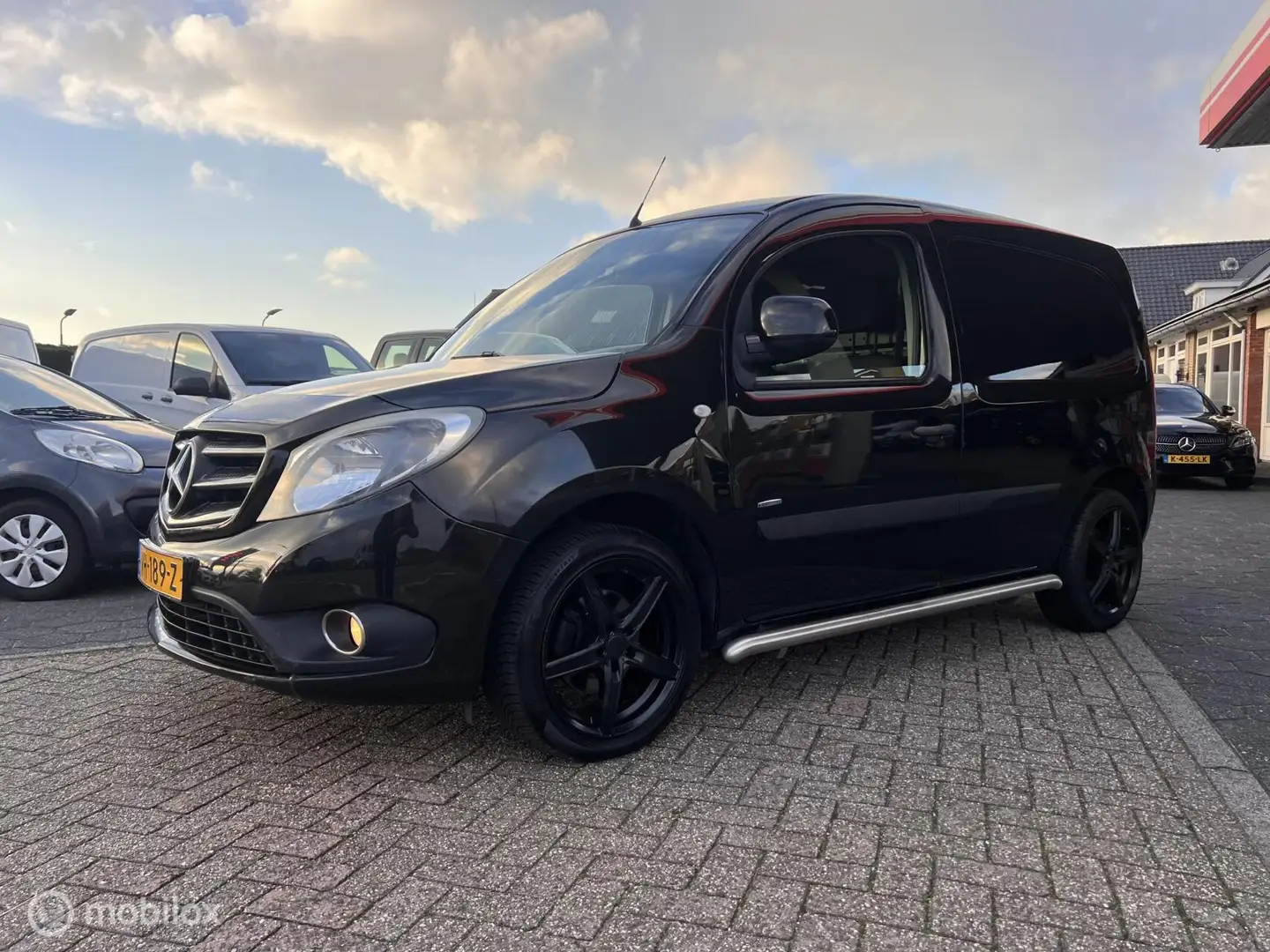 Mercedes-Benz Citan bestel 111 CDI BlueEFFICIENCY Zwart - 1