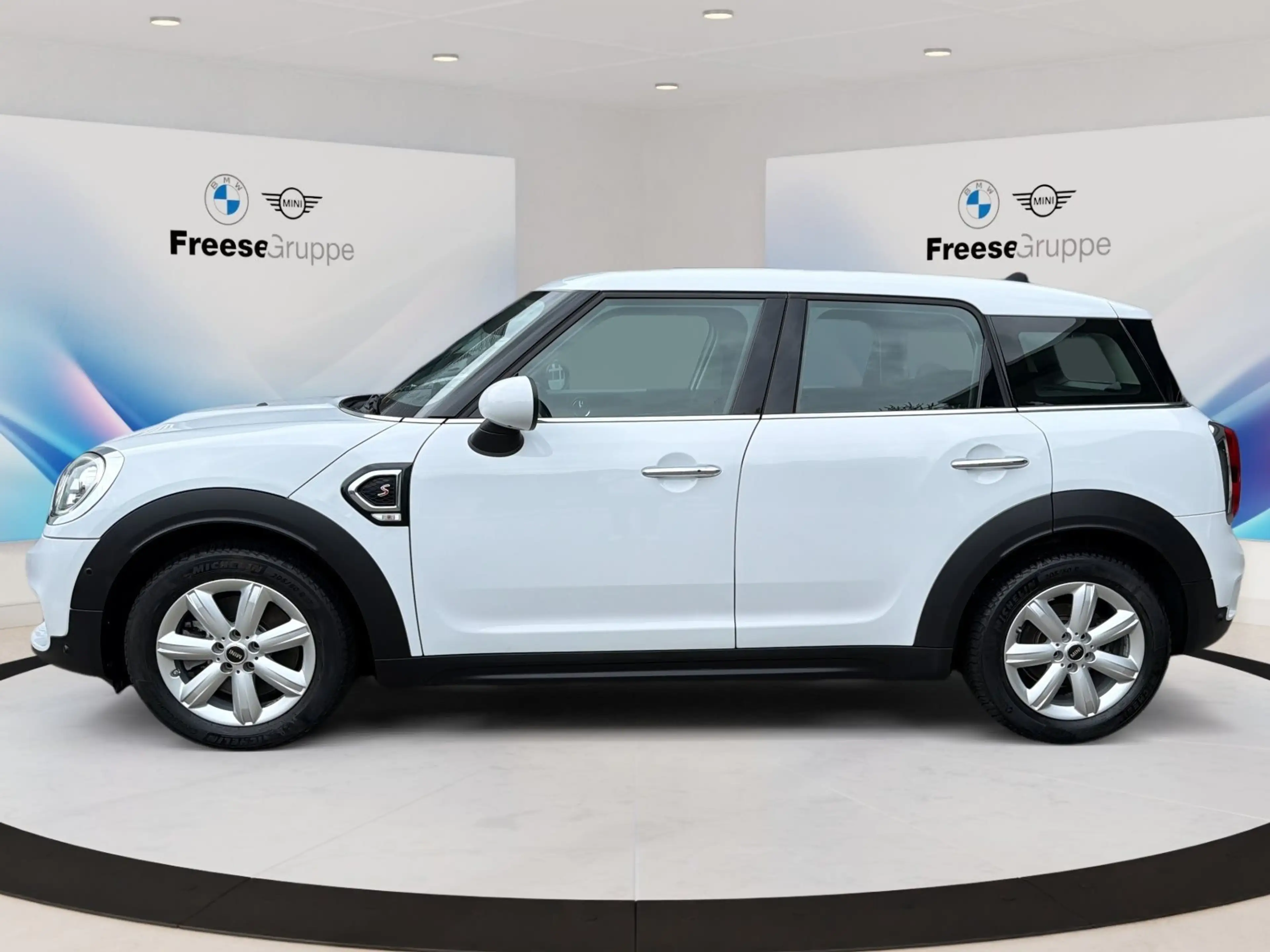 MINI Cooper S Countryman Cooper S Countryman HEAD-UP PANO SPORTSITZE LED — photo 3