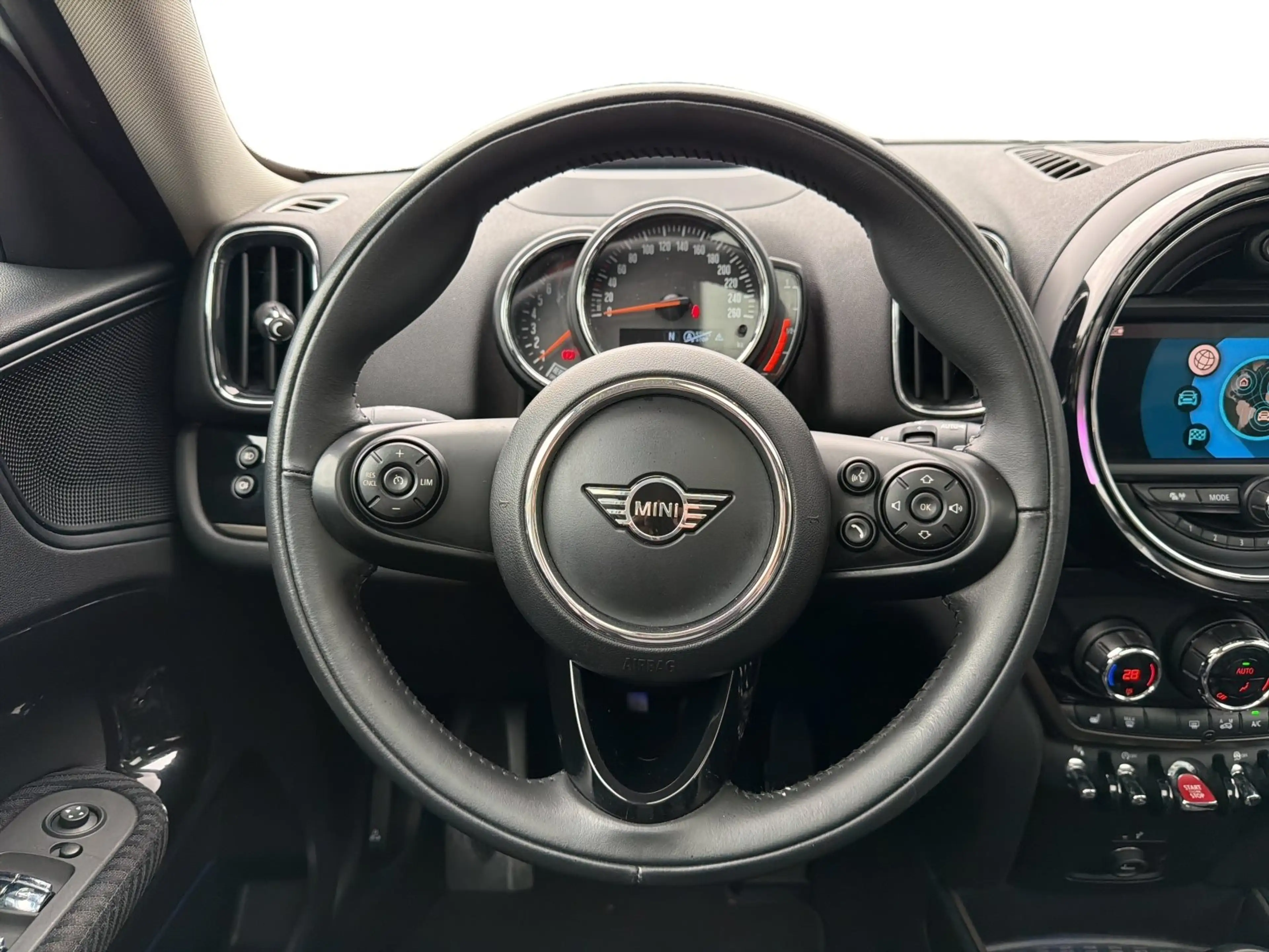 MINI Cooper S Countryman Cooper S Countryman HEAD-UP PANO SPORTSITZE LED — photo 11